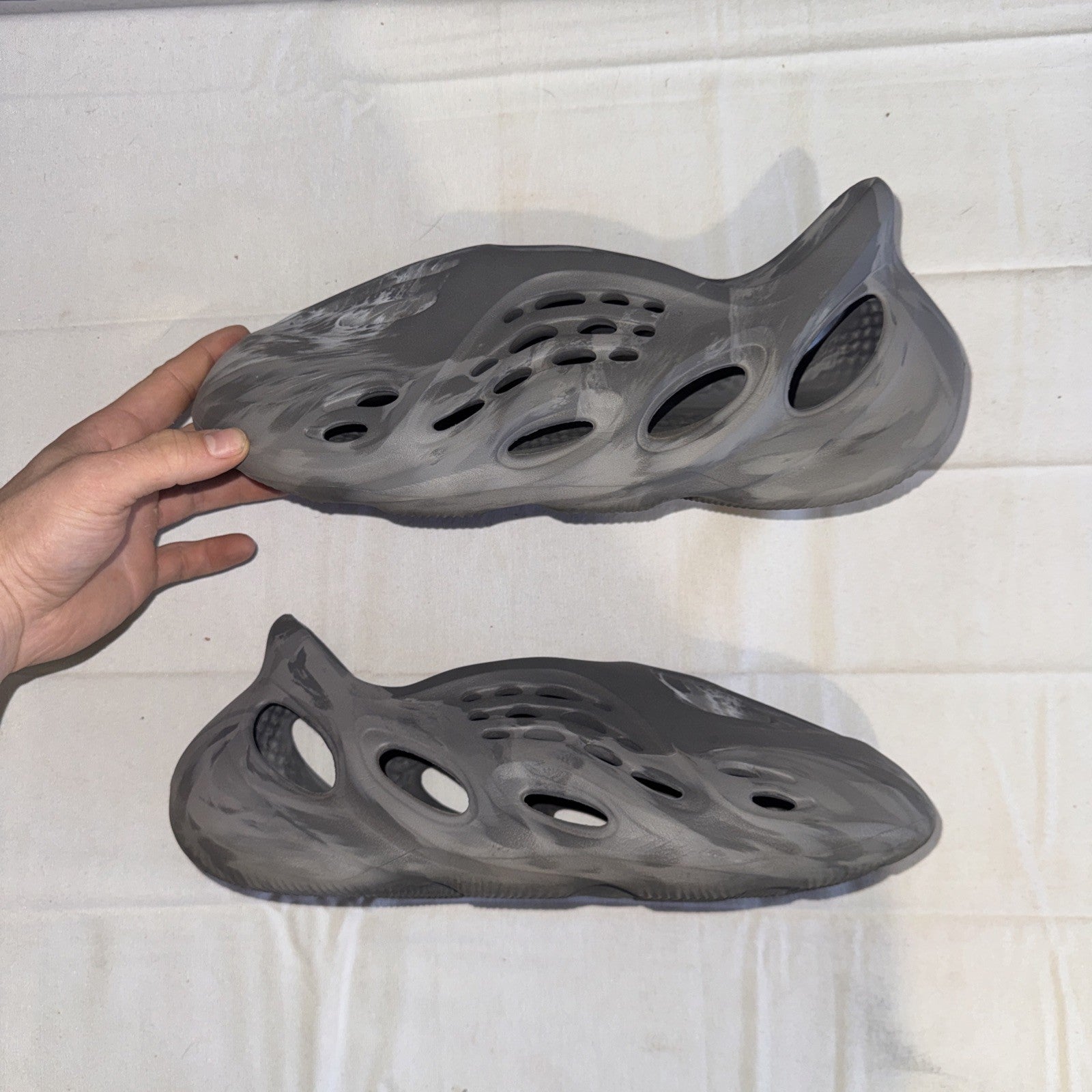 adidas Yeezy Foam RNR Size 13 MX Granite 2023