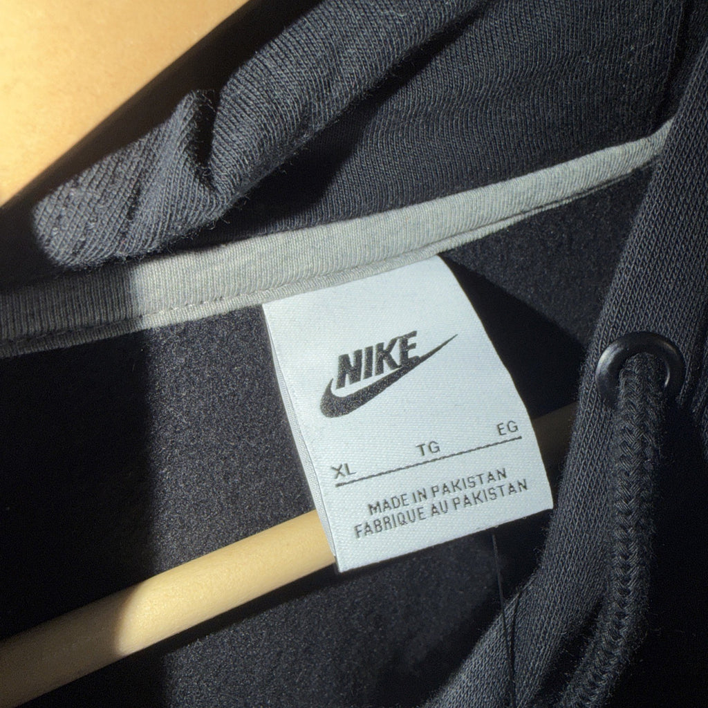 NEW NIKE SPORTSWEAR "Embroidered Swoosh Hoodie" MEN'S BLACK XL 0056-0057