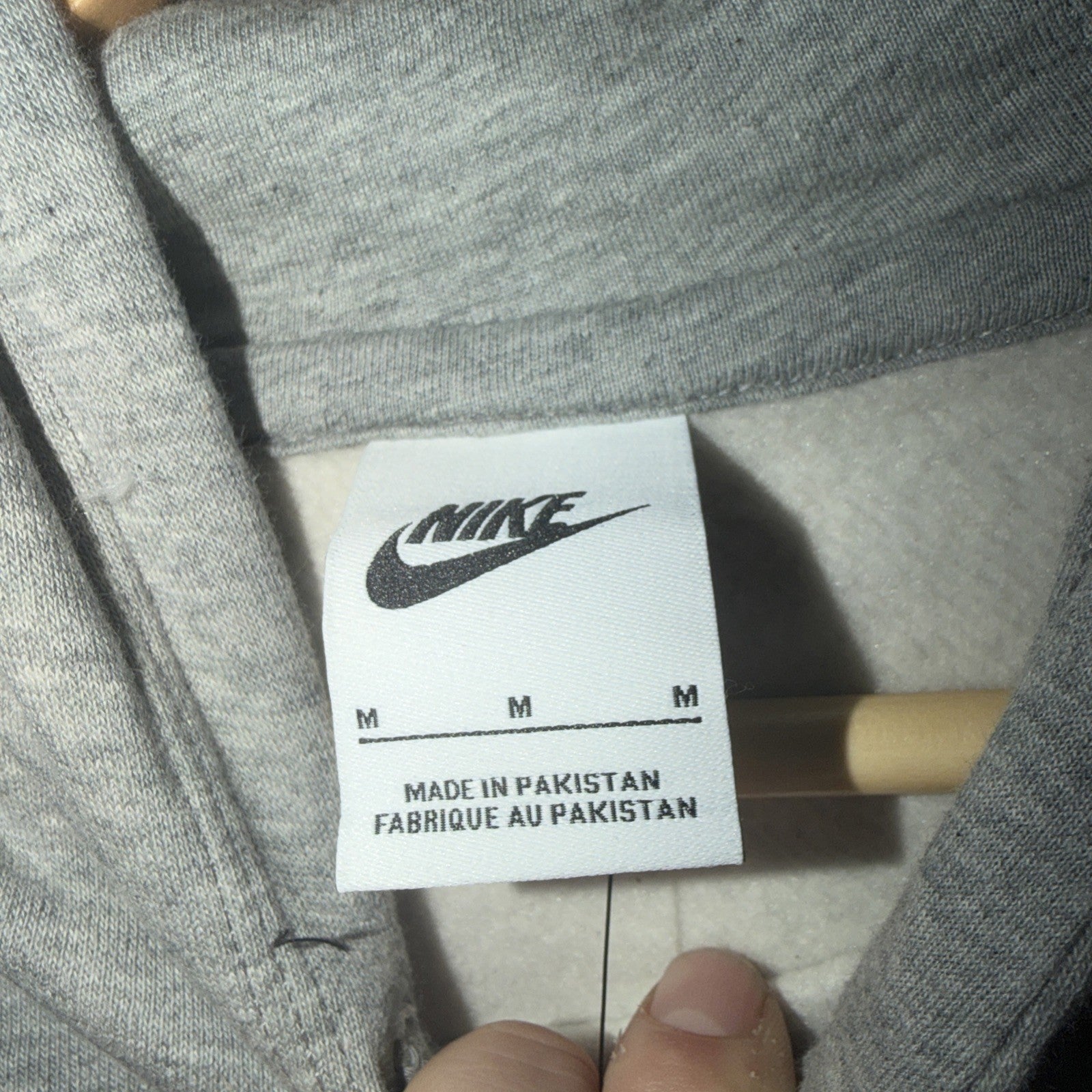 Nike Sportswear Club Fleece Pullover Hoodie, Black Size L 0119-0122