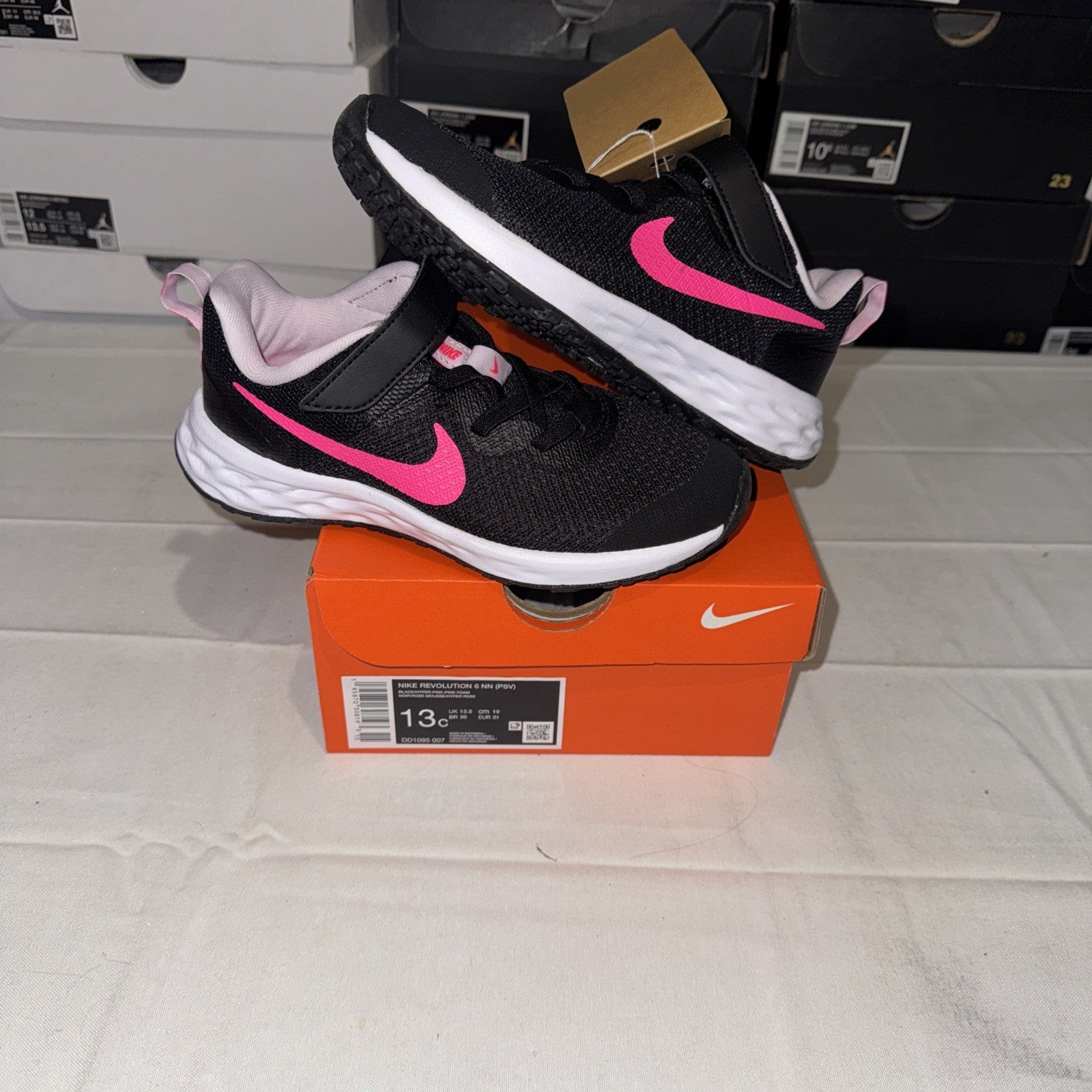 Nike Revolution 6 Black Hyper Pink Running Shoes Size 13C, DD1095-007