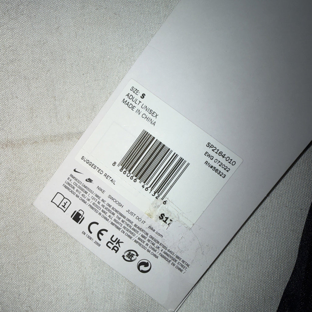 Nike Charge Shin Guards - Black- Adult Size Small- Unisex 0272