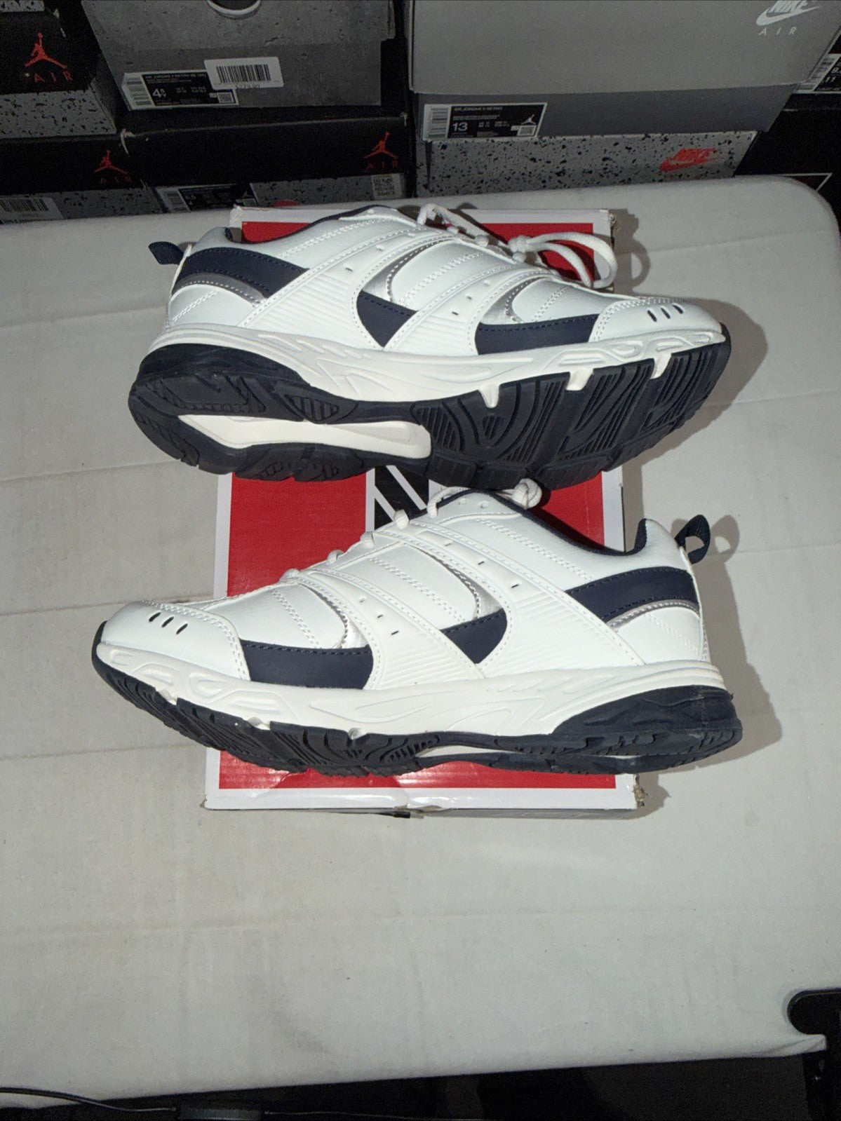 Avia Verge Men's Trainers White Navy Blue Size 9 A1313MWD