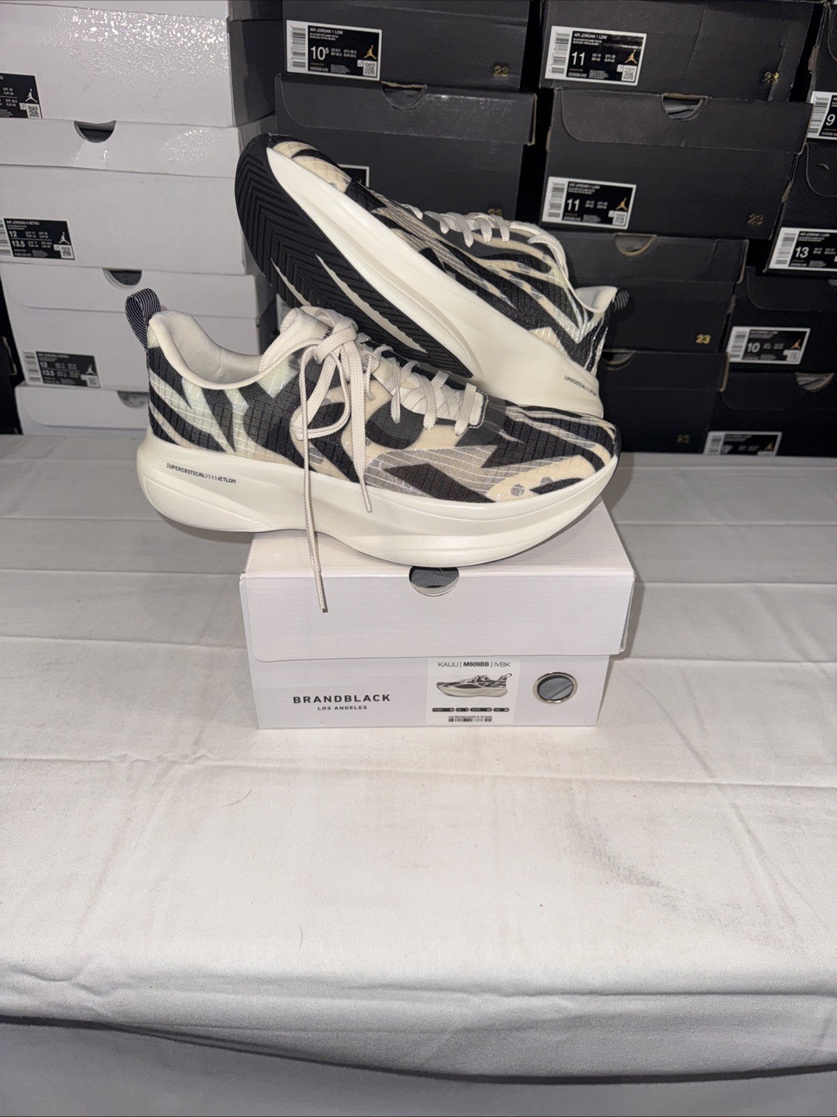 BRANDBLACK Los Angeles M609BB KAIJU SIZE 10