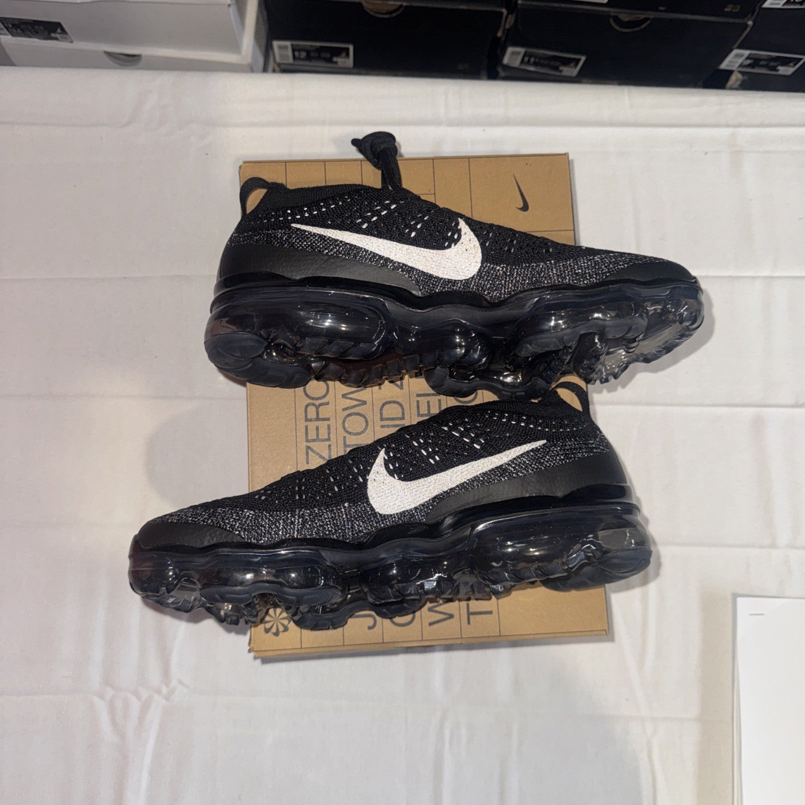 Nike Air VaporMax Men's Sneakers Black/White, Flyknit, DV1678 001 SIZE 7M 8.5W