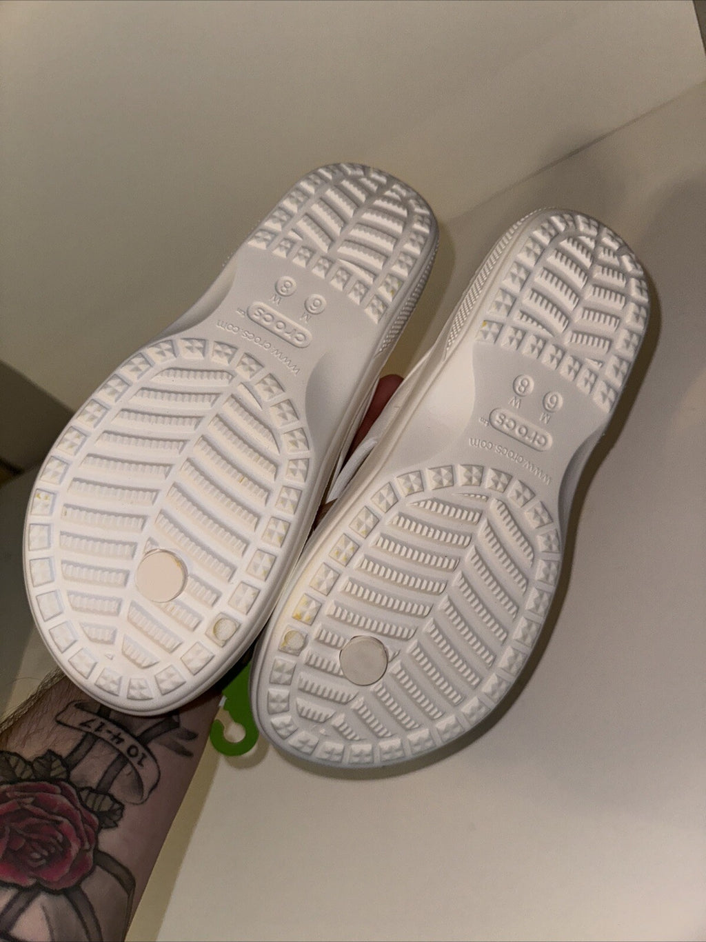 6M/8W Crocs Men's and Women's Sandals Baya II Flip Flops Waterproof Shower Shoes