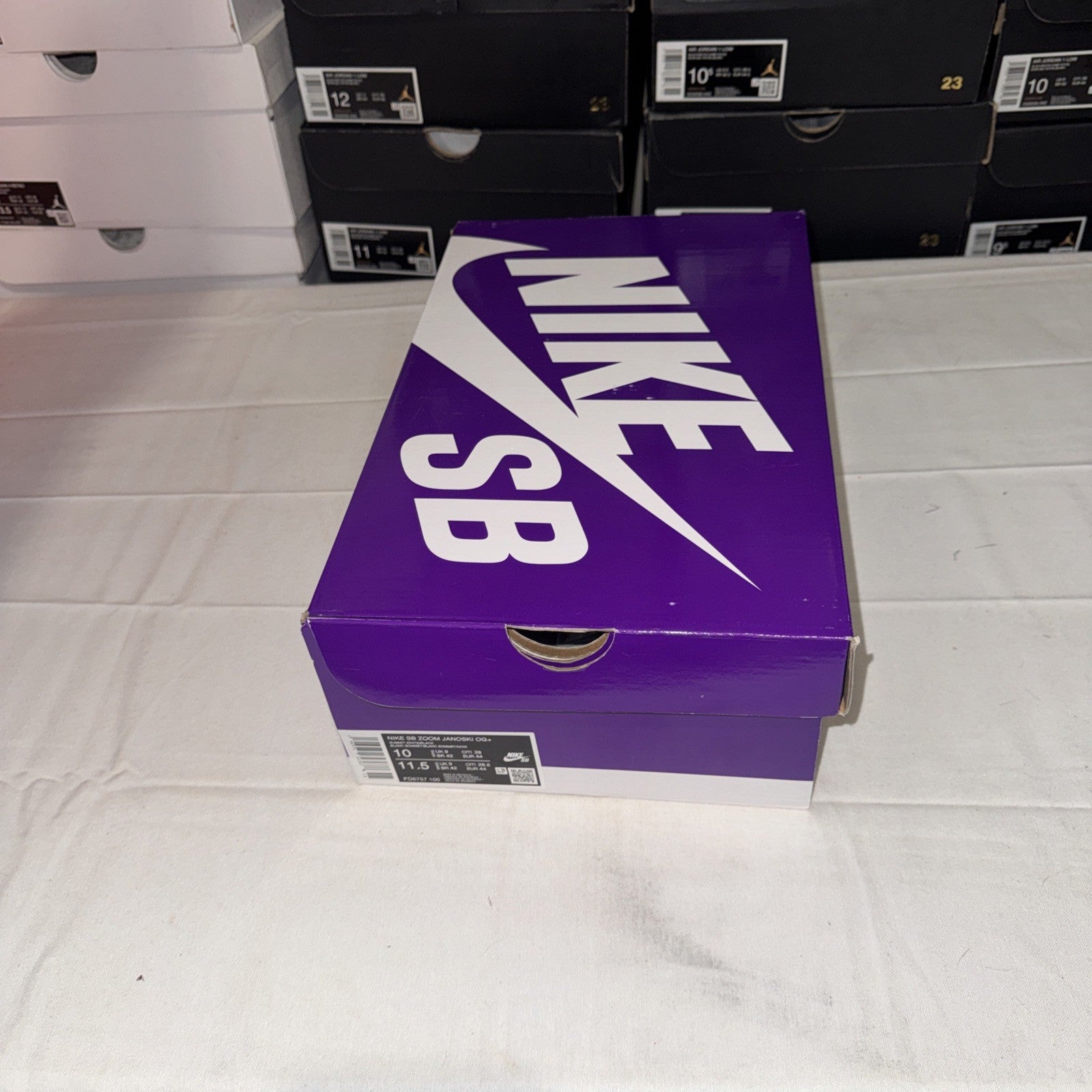 Nike SB Zoom Men's Sneakers FD6757-100 Size 10