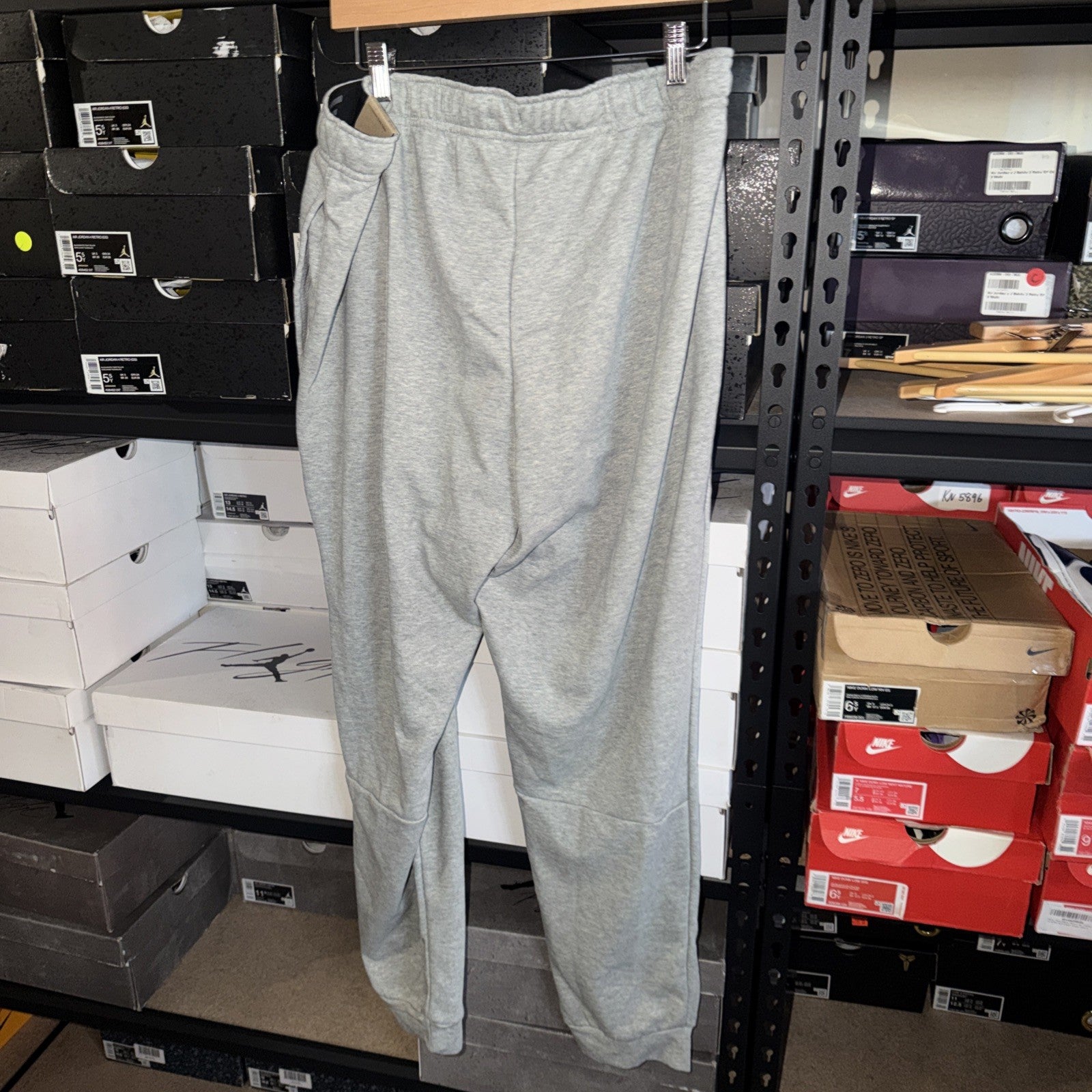 Nike Pants Men XL Gray Heather Jogger Dri Fit Tapered Sweats XL 0123-0126