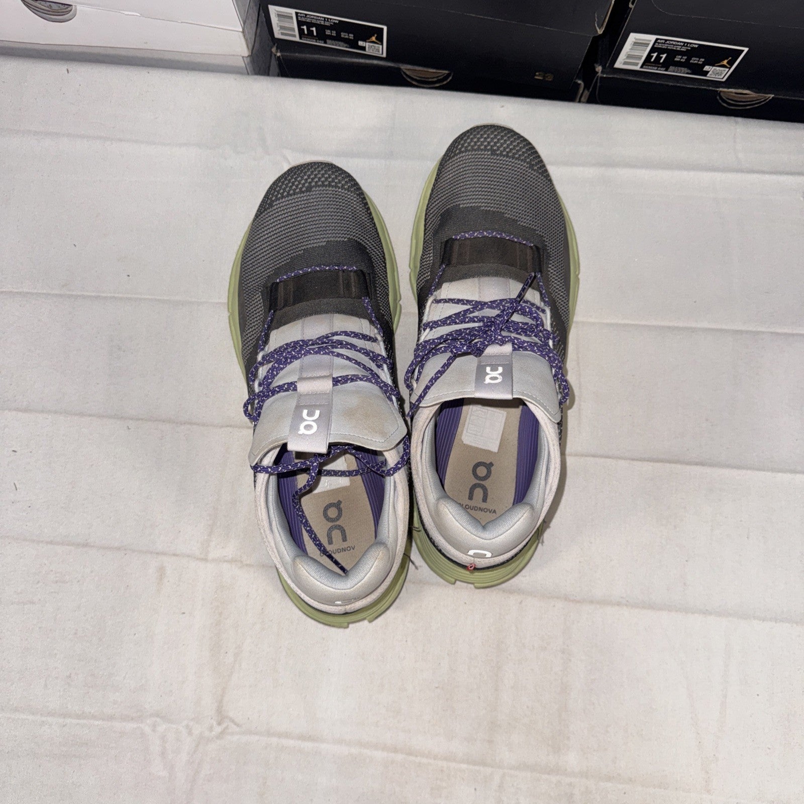 On Cloud Sneaker 26.98389 Size 11