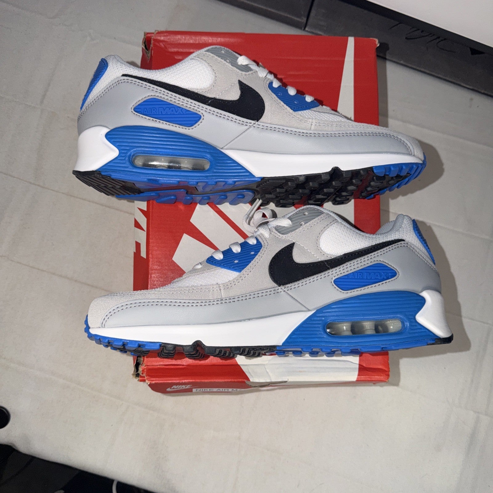 Nike Air Max 90 Size 12 White/Photo Blue/Pure Platinum/Black FN6958-102
