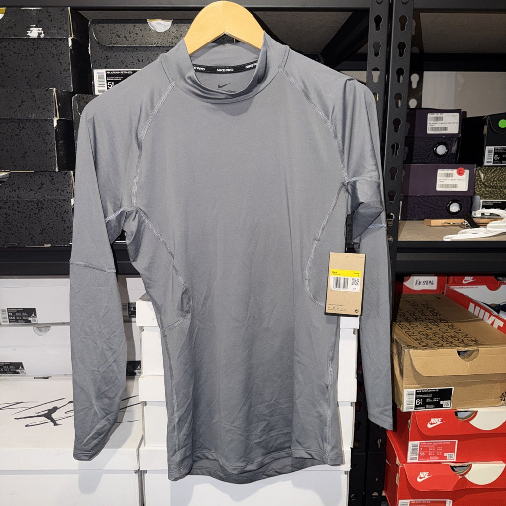 Nike Men's Pro Dri-FIT Warm Mock Neck Long Sleeve Shirt Smoke Grey S 0112