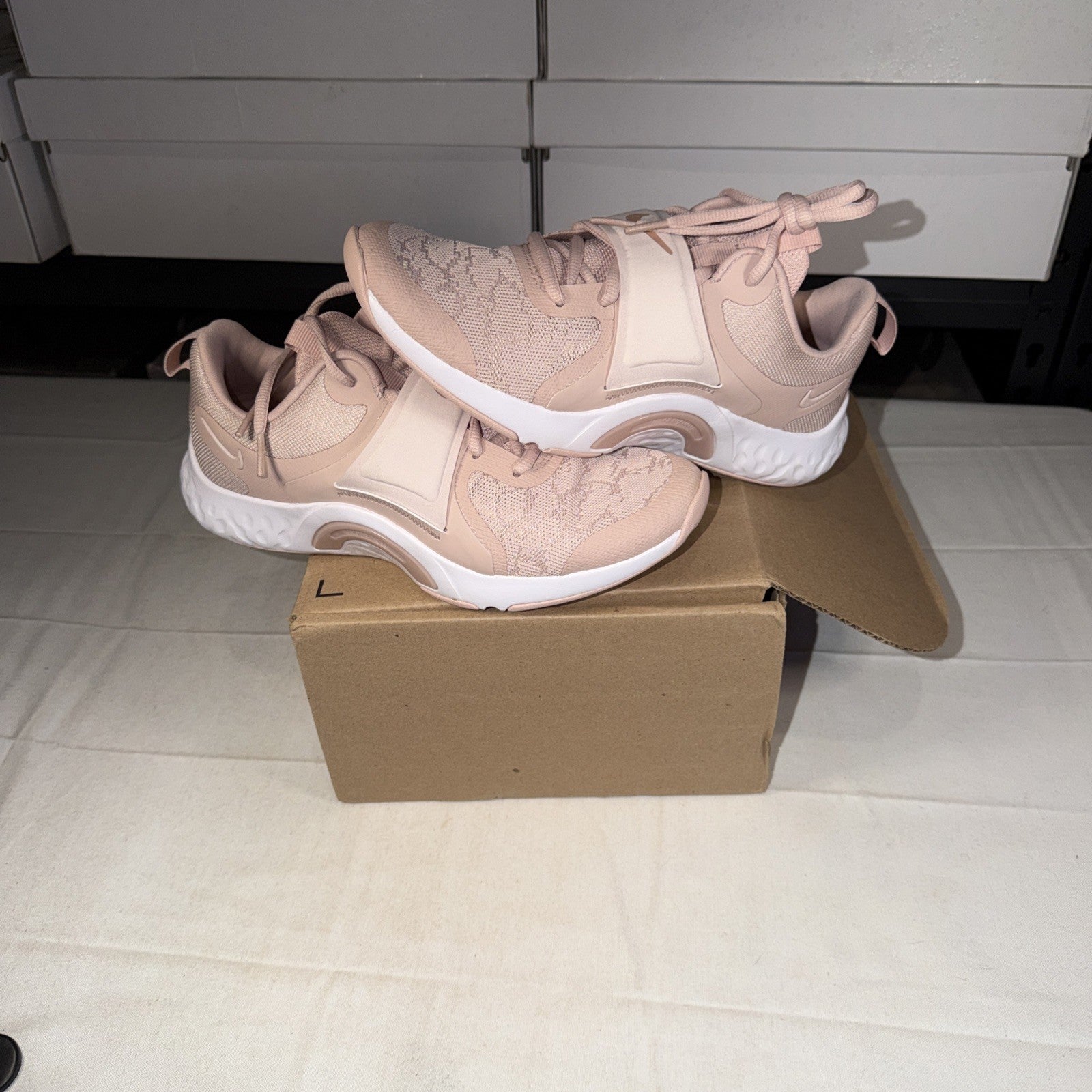 Nike Renew In-Season TR Sneakers Rose Whisper Womens dd9301 604 Size 7.5