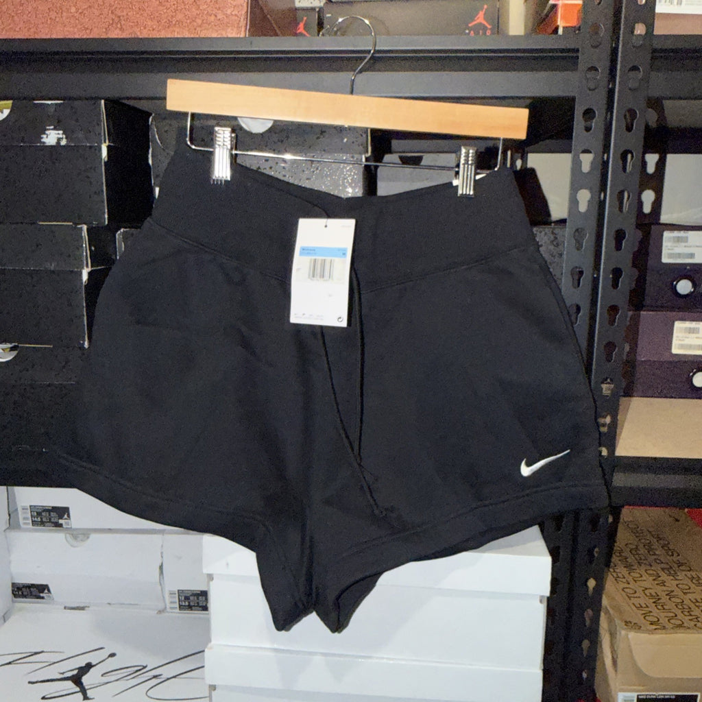 Nike Women's High-Waisted Loose Shorts Black FD1409-010 Size Medium 0209