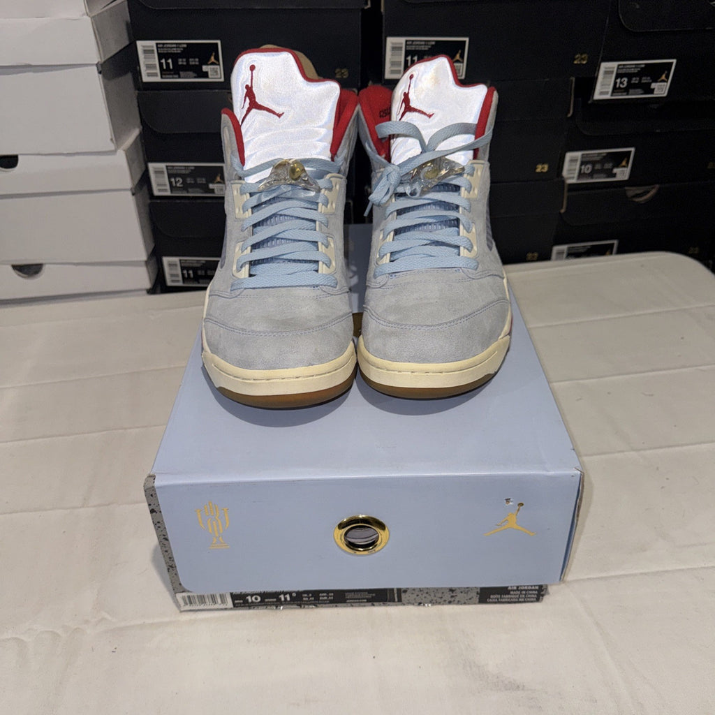 Size 10 - Trophy Room x Air Jordan 5 Retro Ice Blue