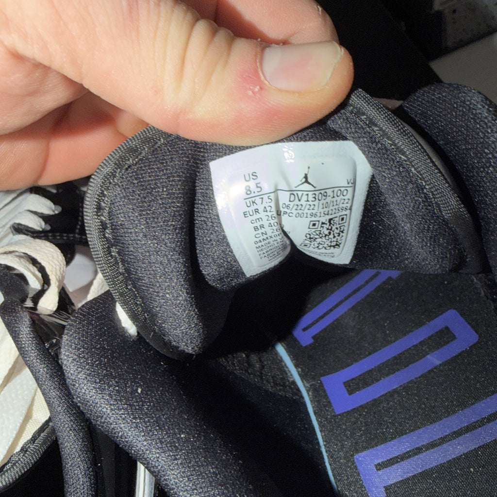 Size 8.5 Mens- Nike Air Jordan 1 Low SE Concord Men's Shoes - DV1309 100- No Box