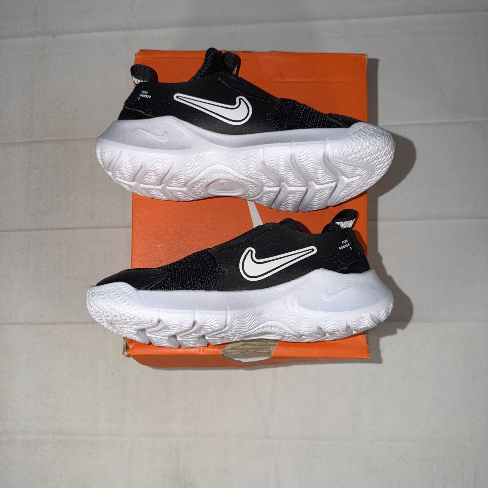 Nike Flex Runner 3 Shoes for Children 1Y UNISEX-FN1294-005