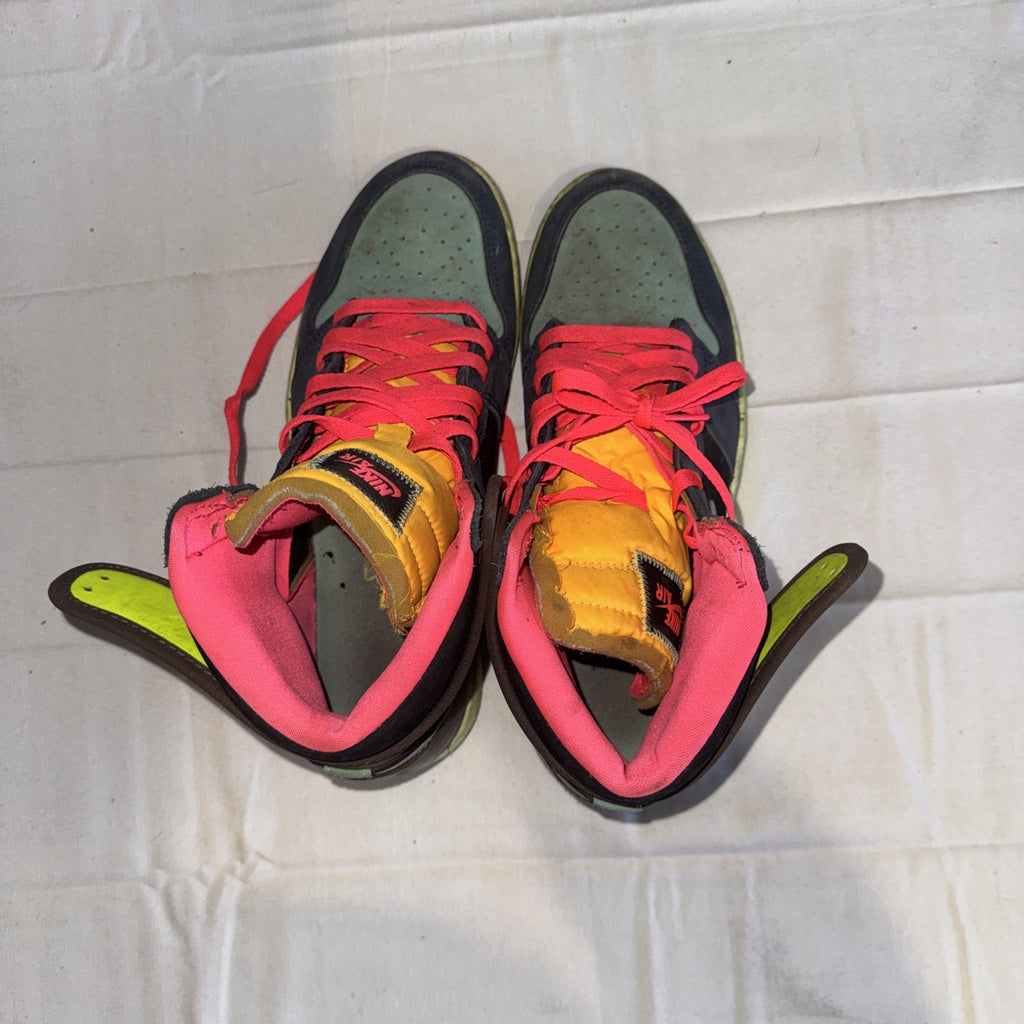 Air Jordan 1 Retro High OG Sneakers 555088-201