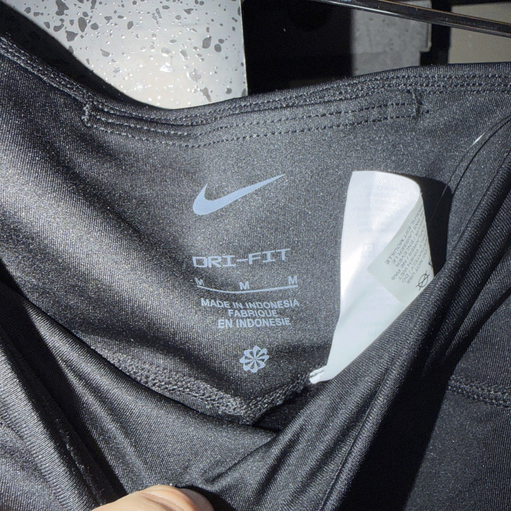 Nike - Junior's Girl's Dri-FIT One Leggings, Black, Size Medium 0182