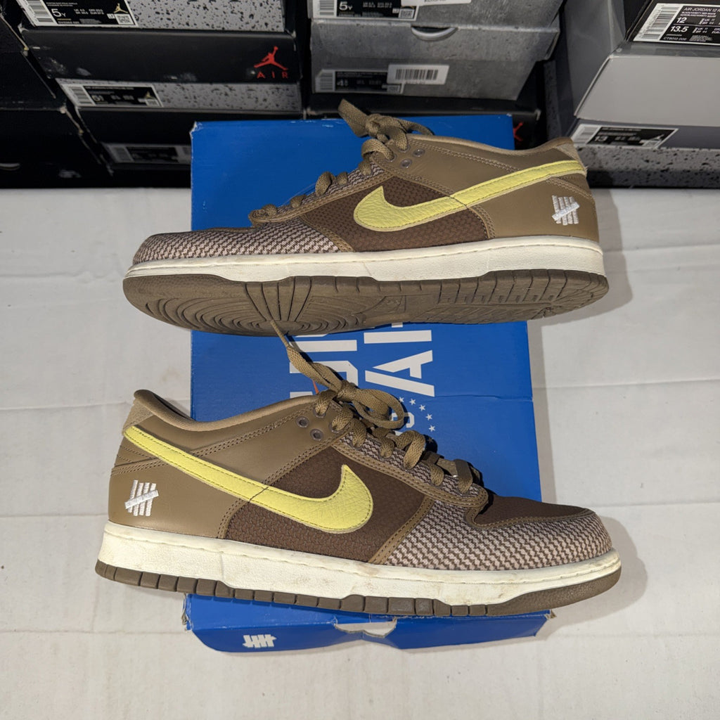 Size 11 - Undefeated x Nike Dunk SP Low Canteen
