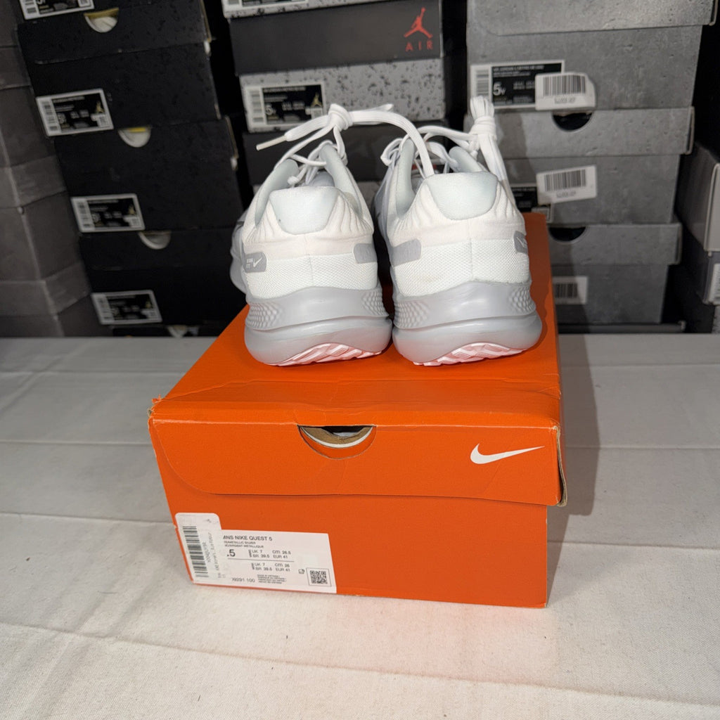Nike Quest 5 Women's Running Shoes Size 9.5, White/Metallic, DD9291-100