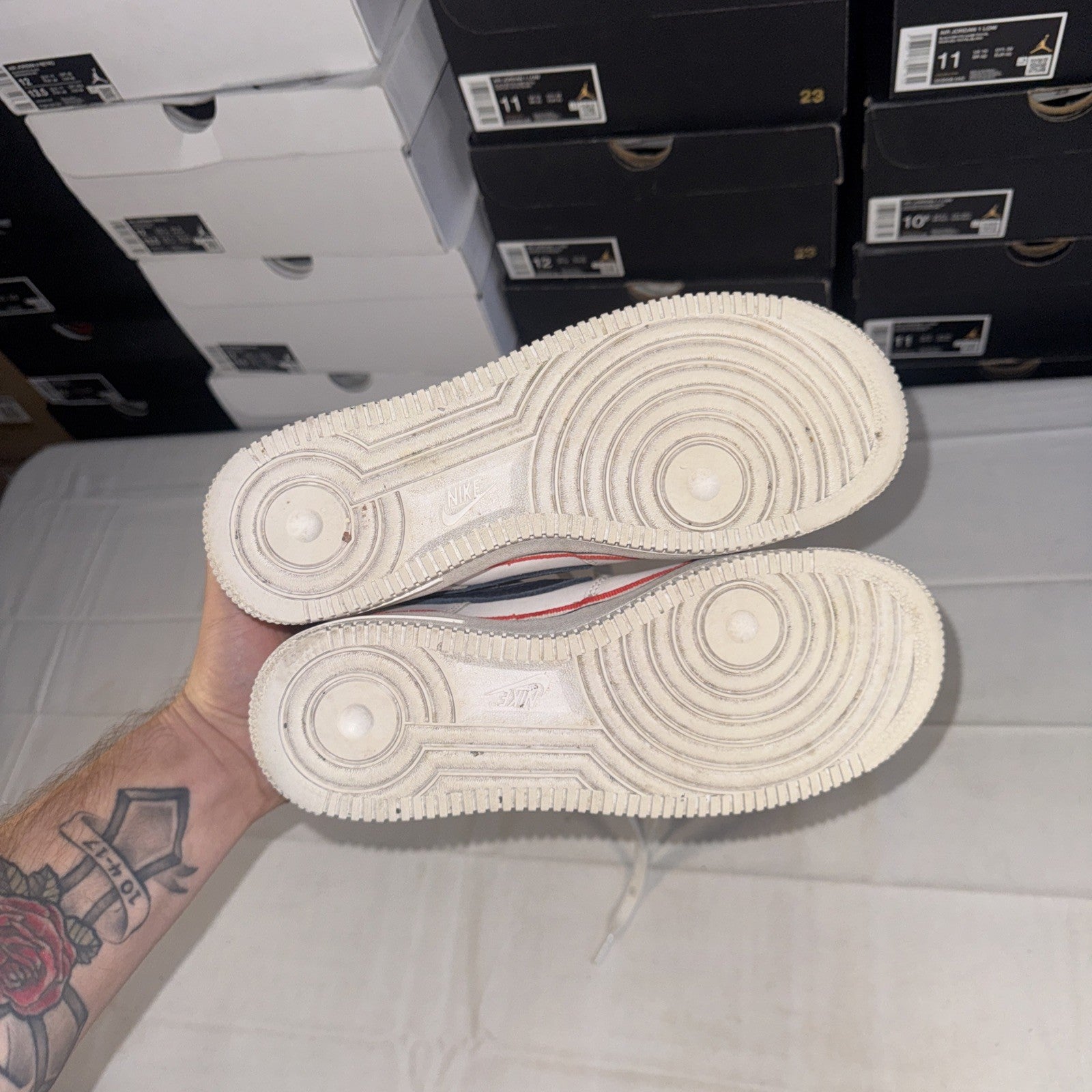 Nike Air Force 1 LV8 Shoes White/Obsidian/Habanero Red Size 5.5Y CW0984-100