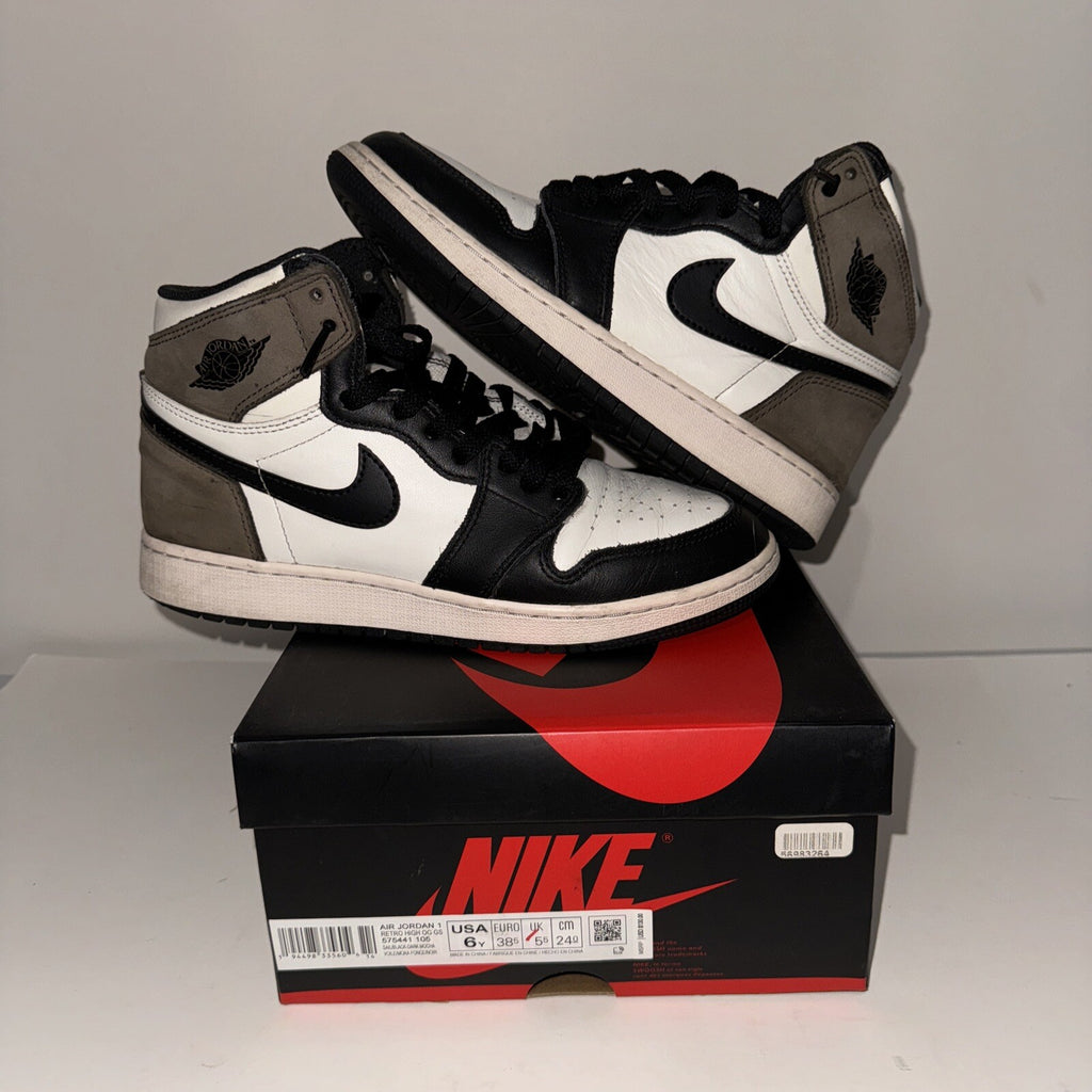 Size 6Y - Jordan 1 Retro OG High Dark Mocha