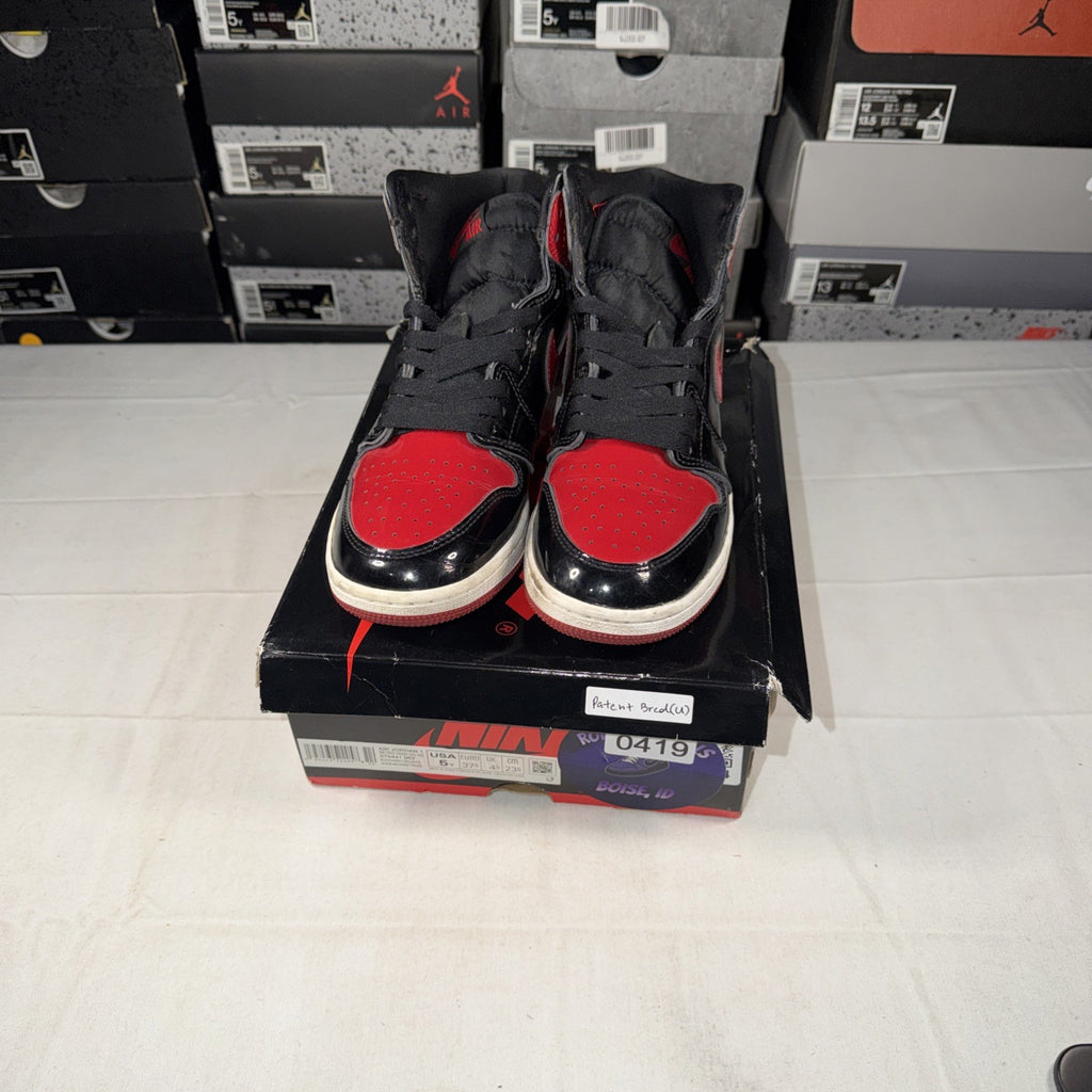 Air Jordan 1 Retro High OG GS Patent Bred Size 5Y 575441-063