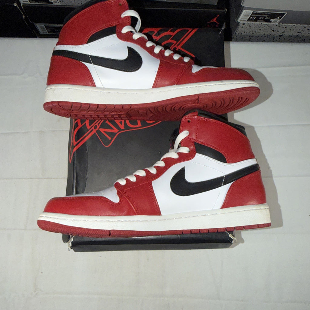 Size 10 - Jordan 1 Retro High Chicago 2013