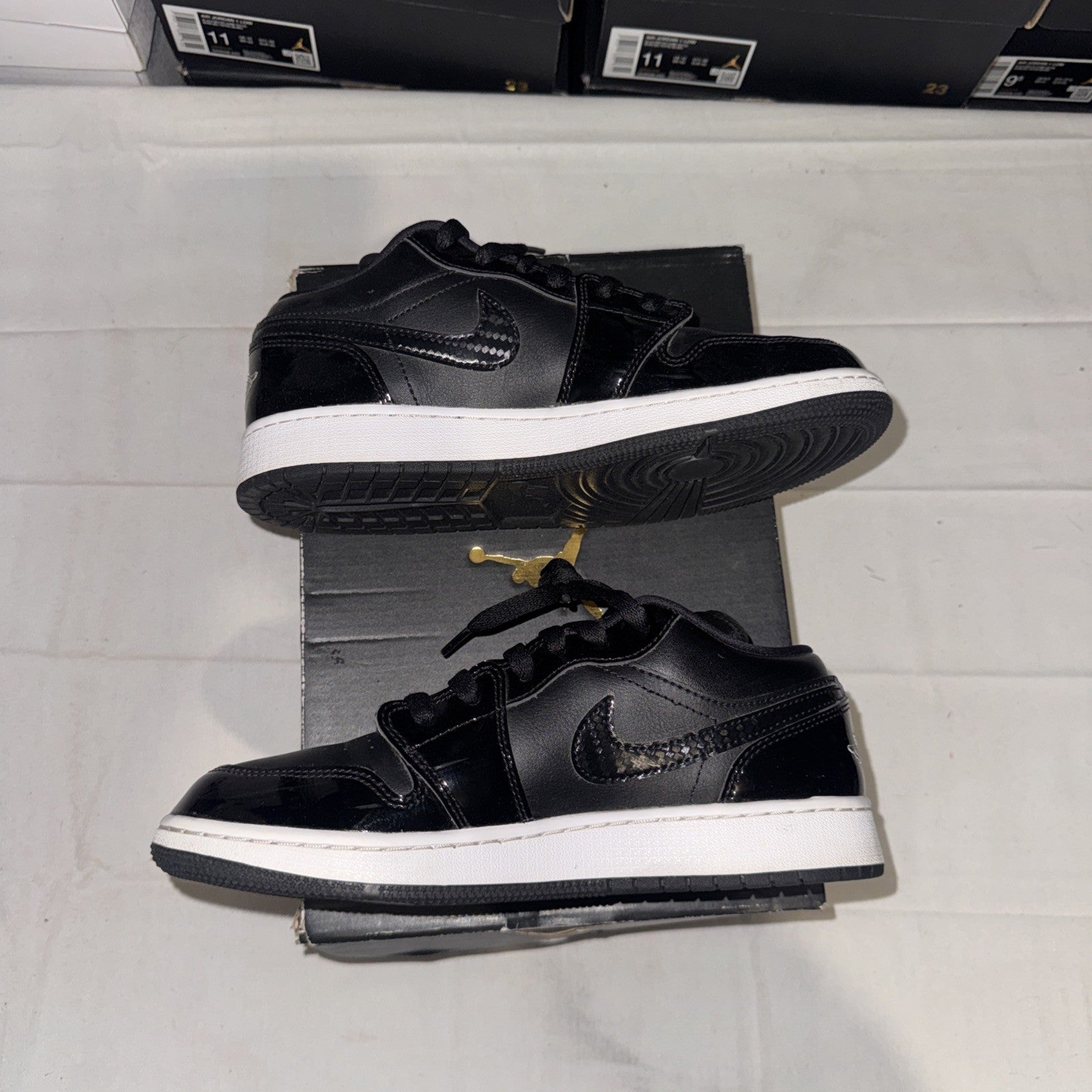 Size 6 (GS) - Jordan 1 SE Mid All Star Weekend