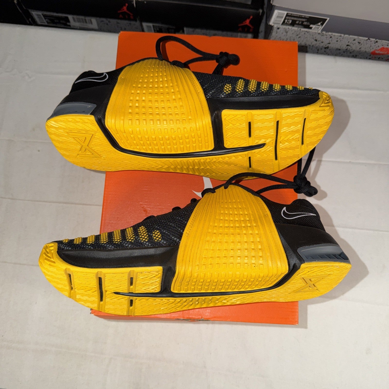 Nike Men's Metcon 9 Sneaker Trainer Size 10.5, Black/Hype, FD5431 004