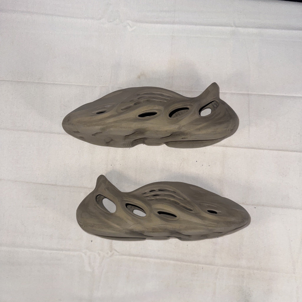 Foam Rnnr Stone Salt Size 7