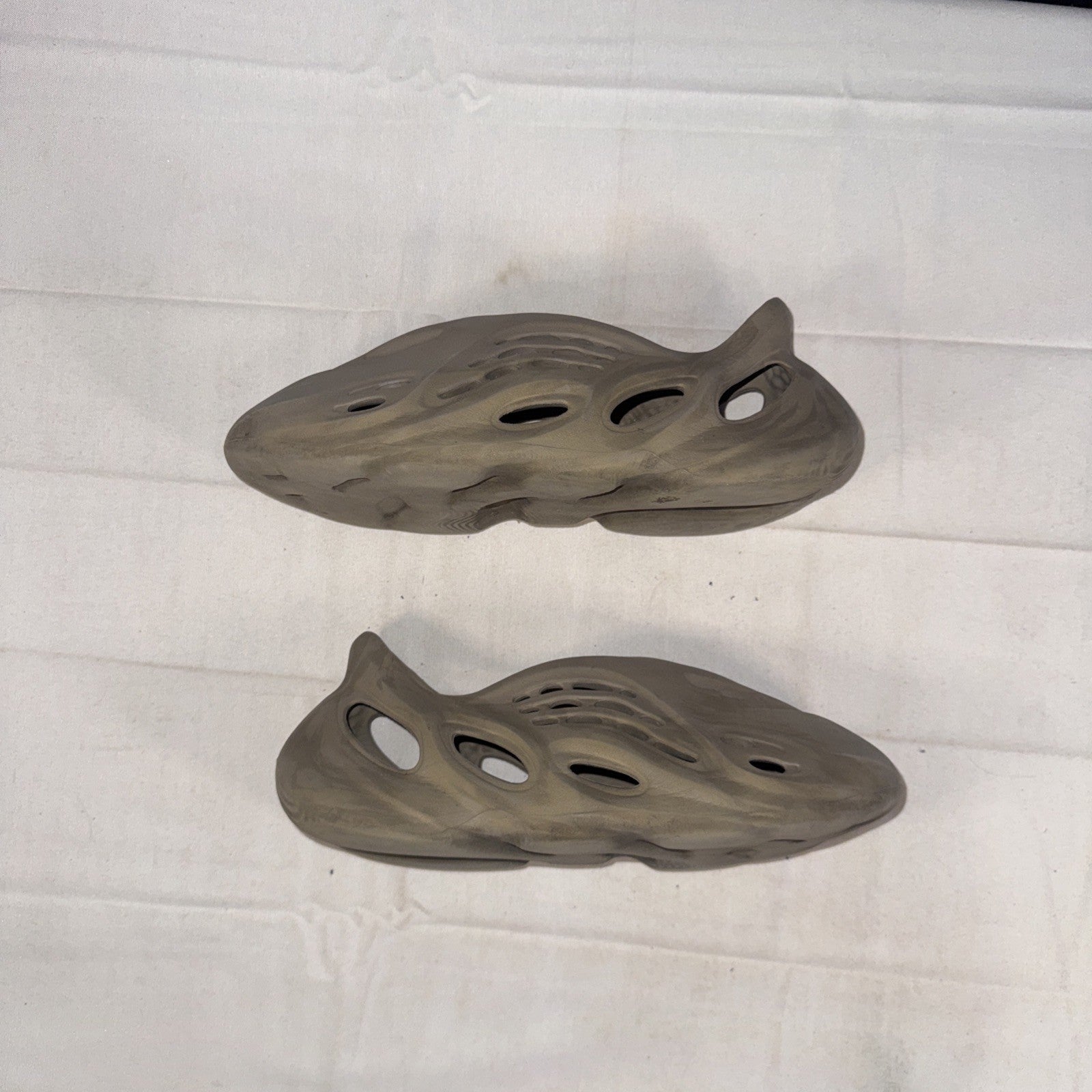 Foam Rnnr Stone Salt Size 7