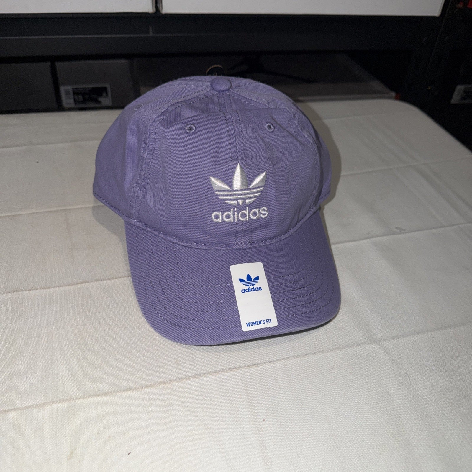 Authentic Adidas Originals Relaxed Fit Strapback Magic Lilac Purple 0255-0257