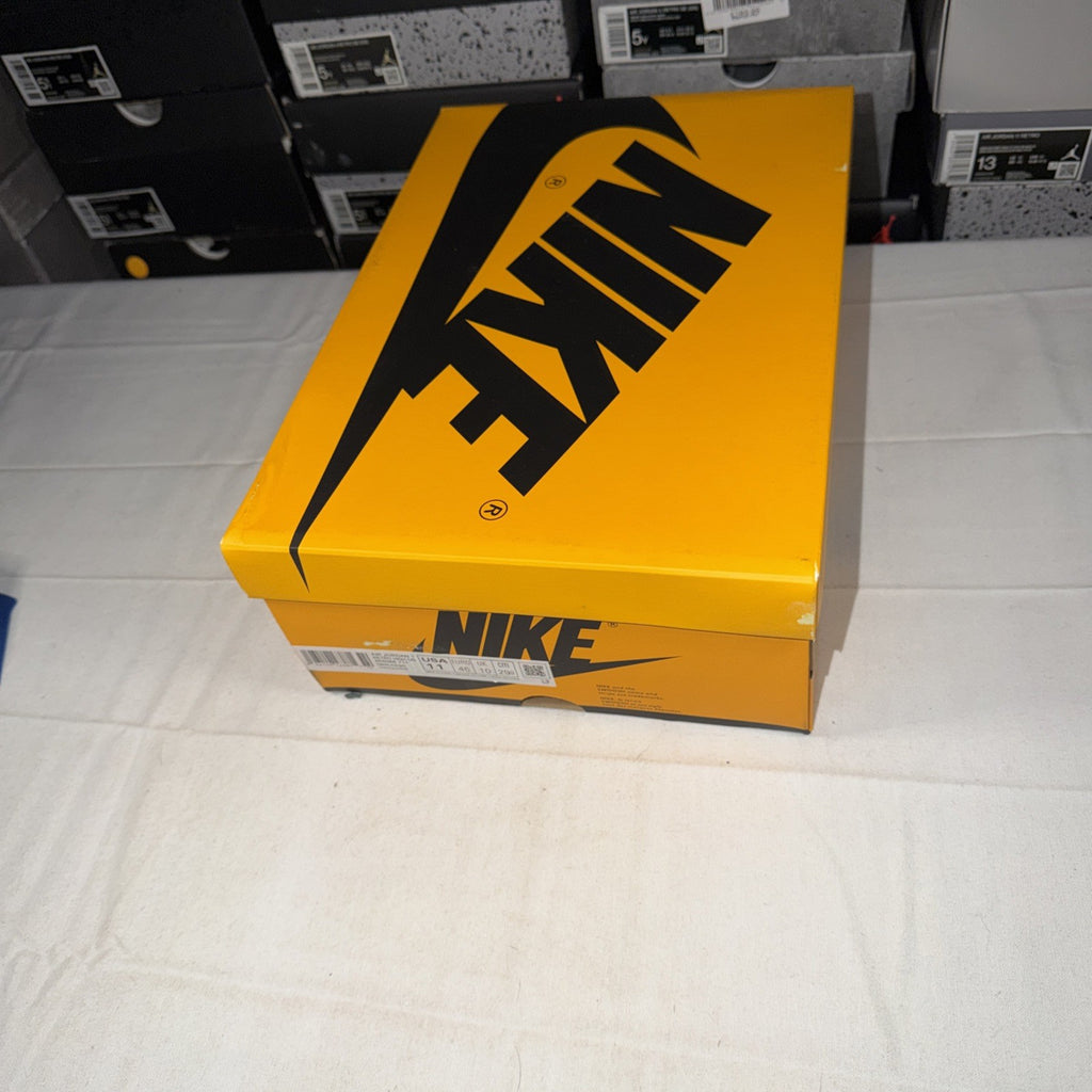 2022 Nike Air Jordan 1 Retro High OG "Taxi" Size 11 555088-711