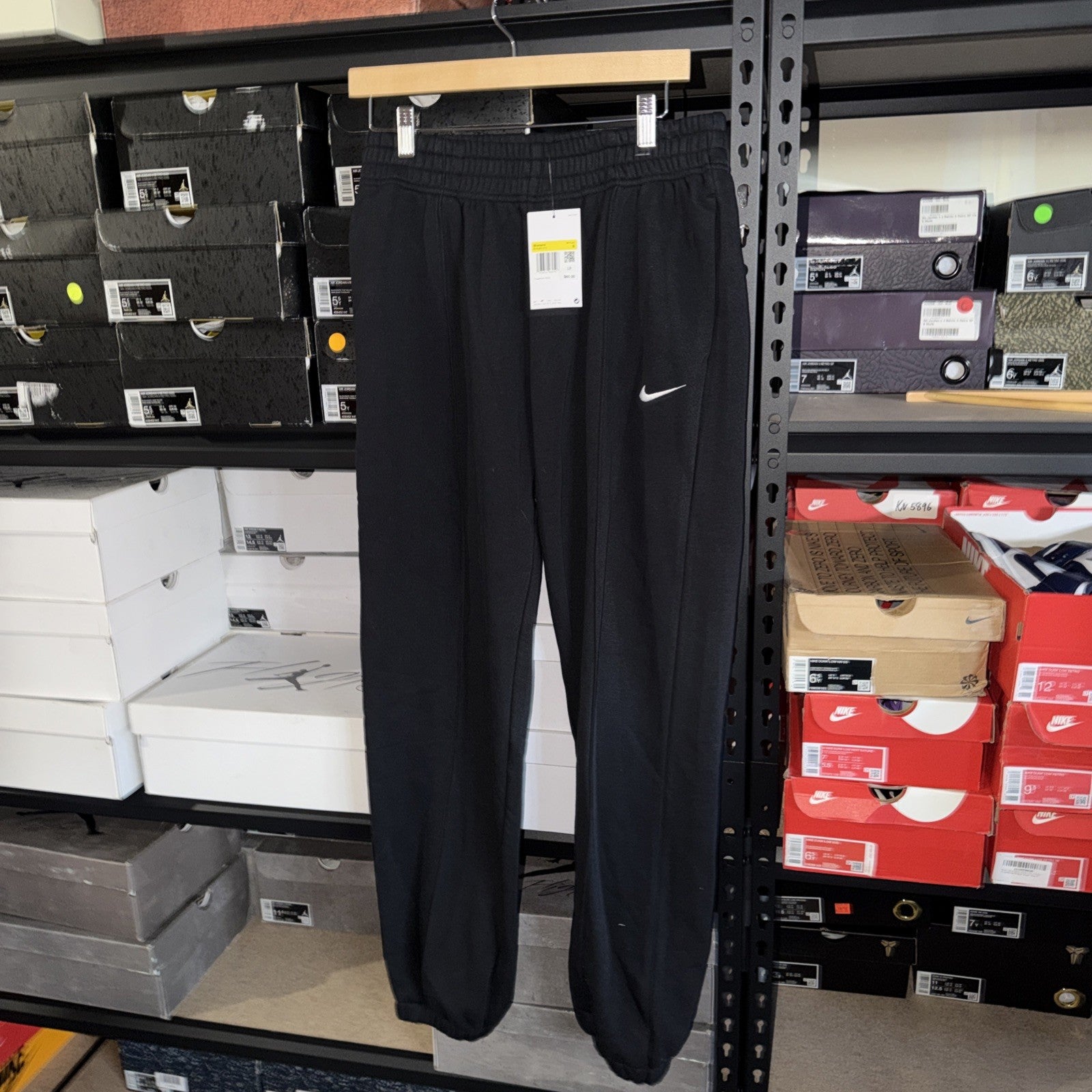 Nike Women's Sportswear Essential Fleece Loose Fit Joggers Pant Size M 0137-0138