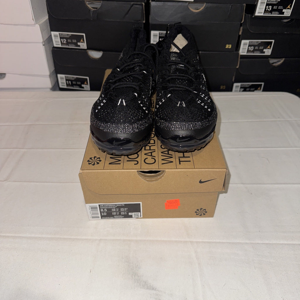 Nike Air VaporMax 2023 Men's Sneakers Black/White, Flyknit, DV1678 001 Size 8.5