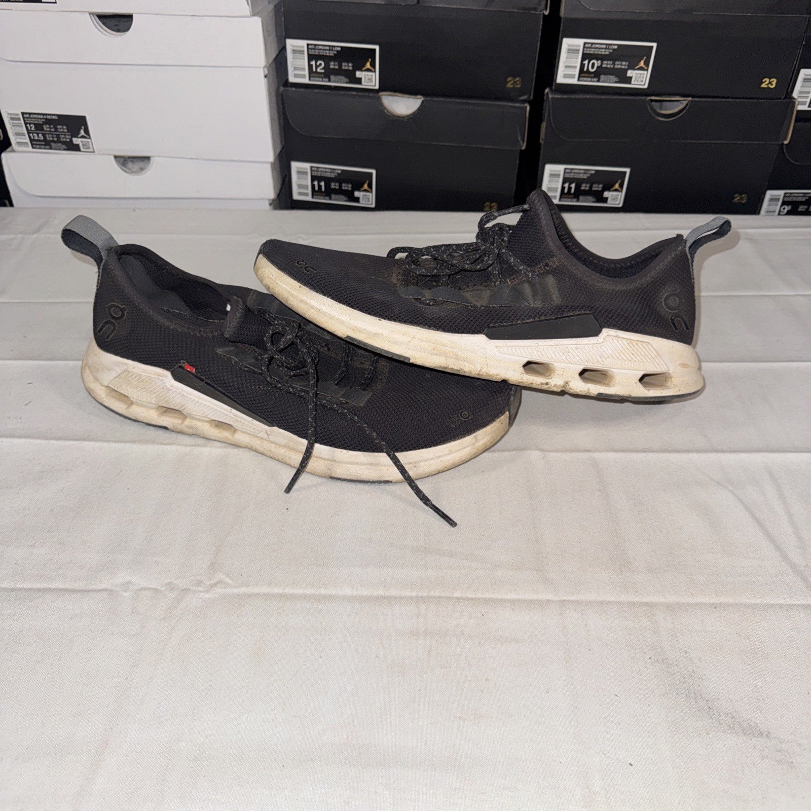 On Cloud Sneaker 76.98445