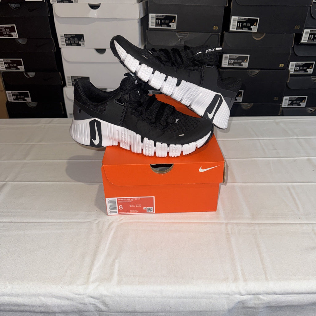 Nike Free Metcon 5 Women's Sneakers Black/White-Anthracite, Size 8, DV3950 001