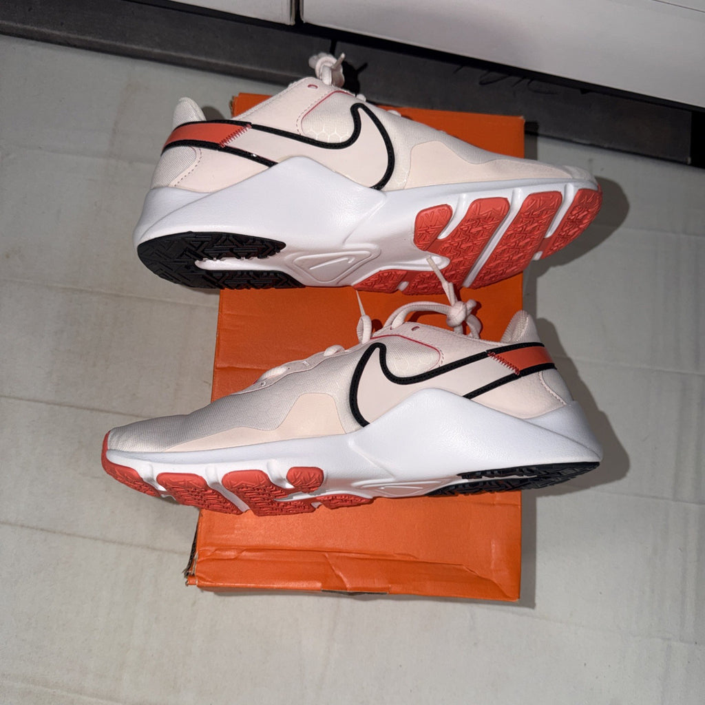 Nike Legend Essential 2 Women's Shoes, Size 9.5 Pink White CQ9545-600