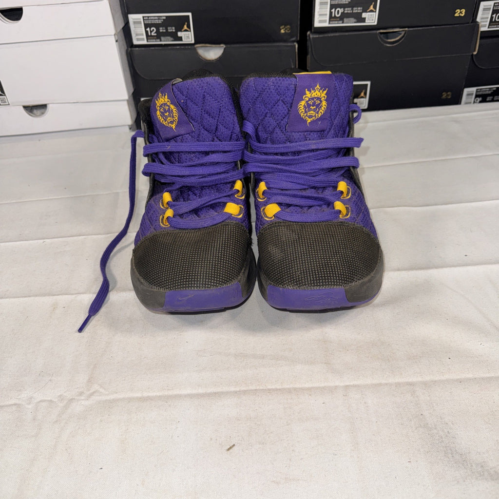 Nike LeBron Witness VIII Men's Basketball Shoes, Size 10, Purple, FB2239-001