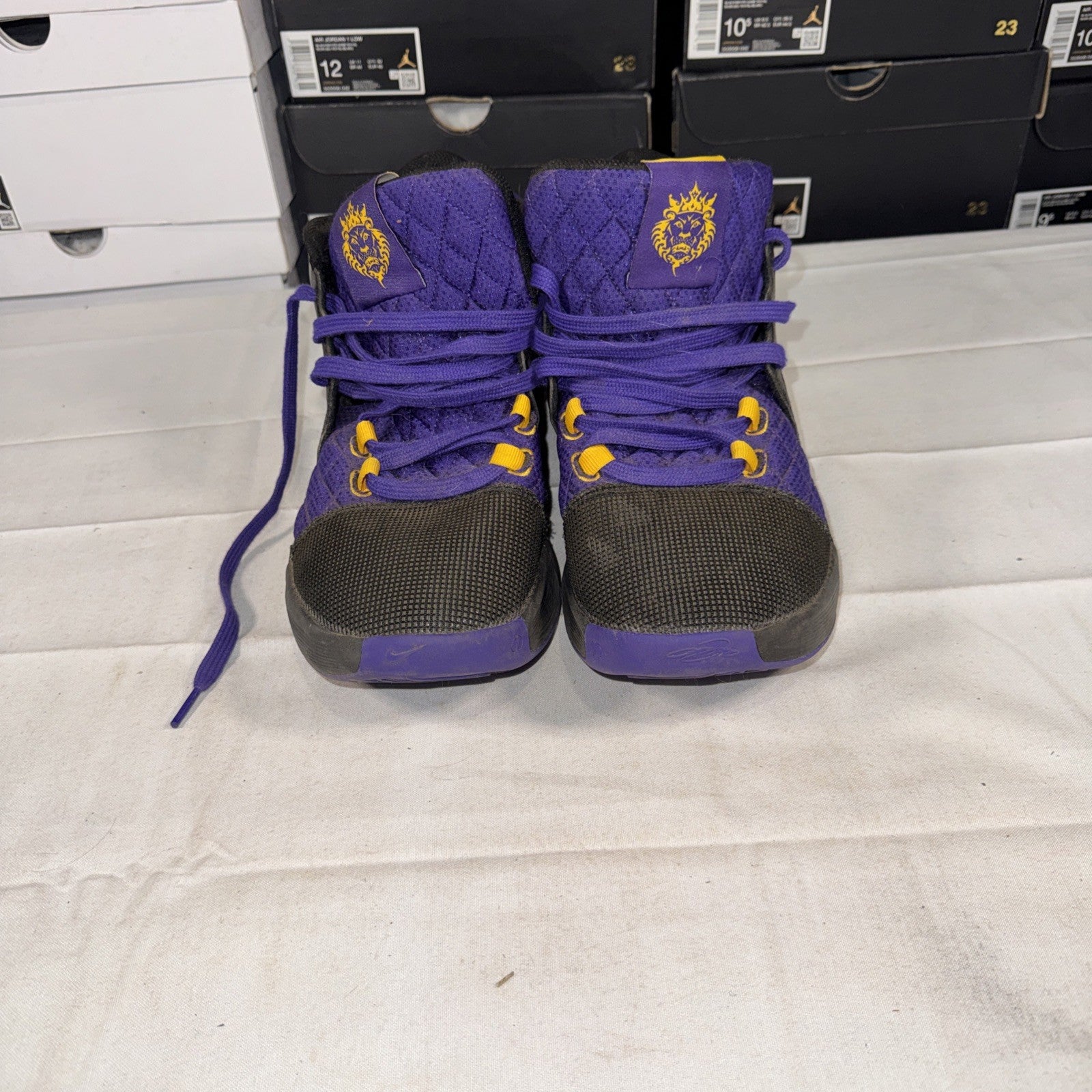 Nike LeBron Witness VIII Men's Basketball Shoes, Size 10, Purple, FB2239-001