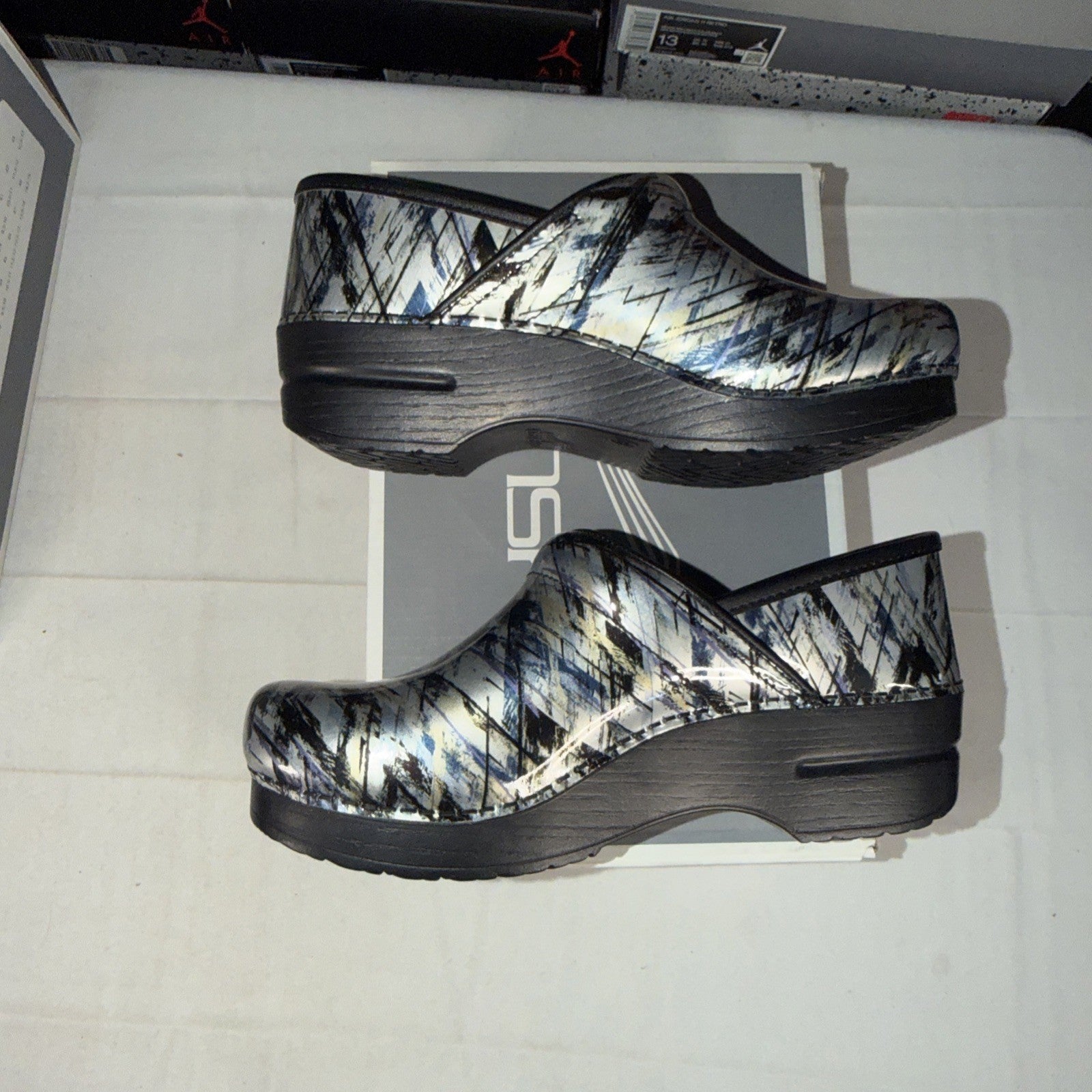 Size 40 (9W-9.5W) Dansko Professional Clogs Womens 706620202