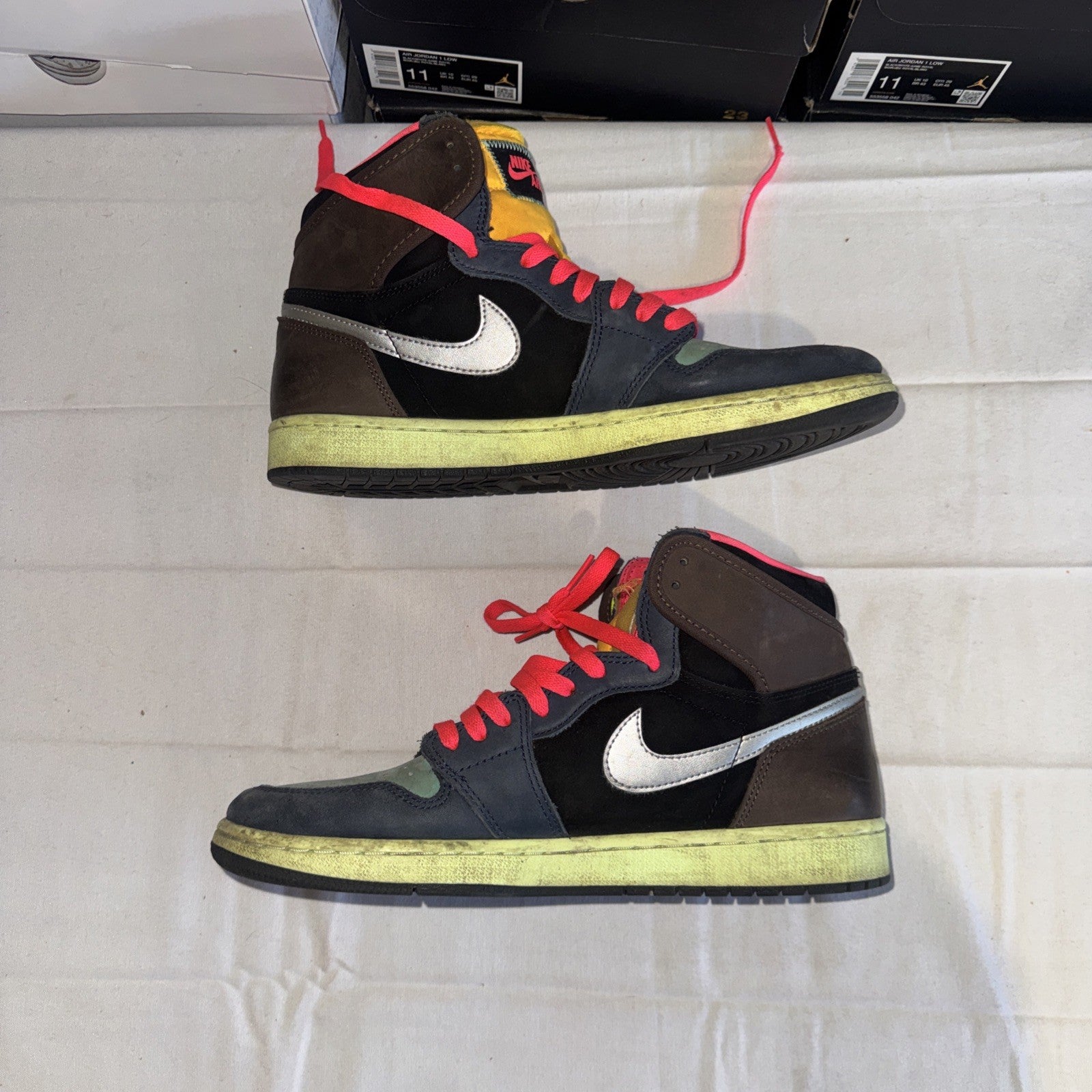 Air Jordan 1 Retro High OG Sneakers 555088-201