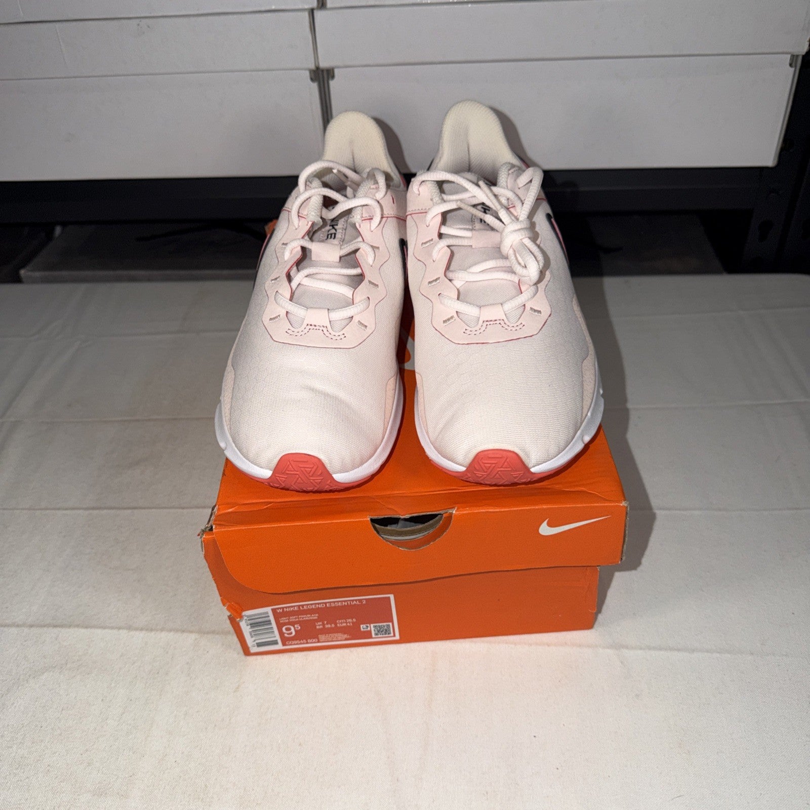 Nike Legend Essential 2 Women's Shoes, Size 9.5 Pink White CQ9545-600