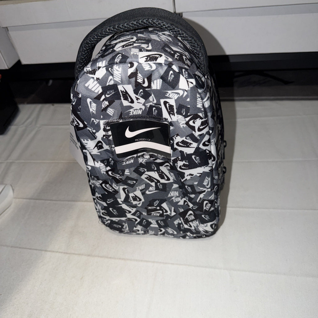 Nike Classic Logo Fuel Pack Insulated Lunch Bag W/ID Window, 9A2901 023 Black