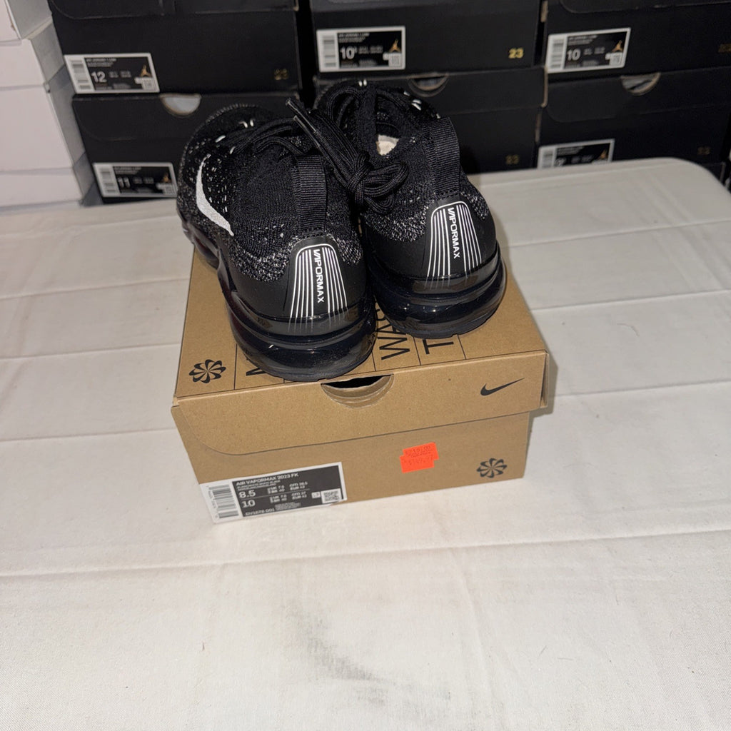 Nike Air VaporMax 2023 Men's Sneakers Black/White, Flyknit, DV1678 001 Size 8.5