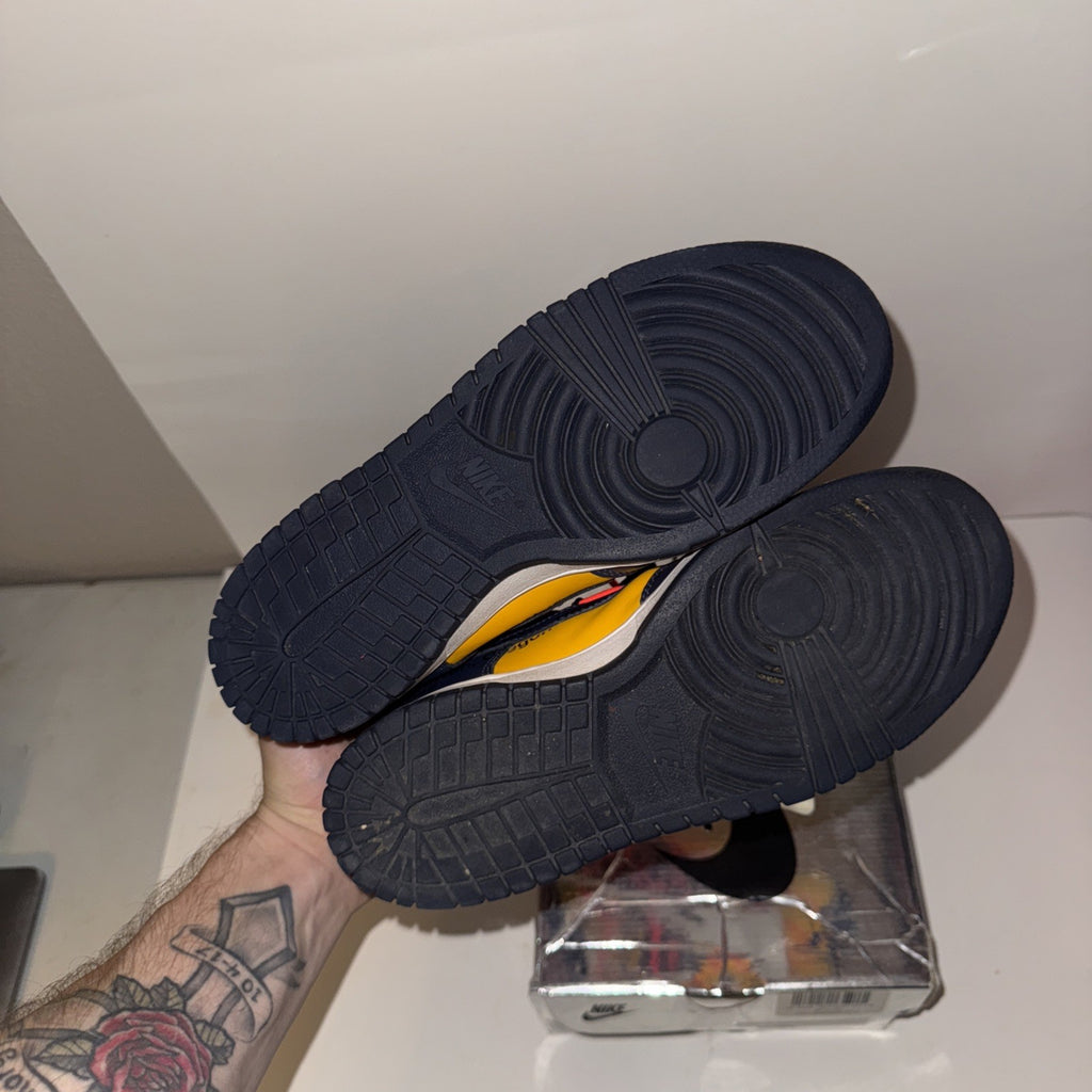 Size 8 - Nike Dunk Low x OFF-WHITE University Gold 2019