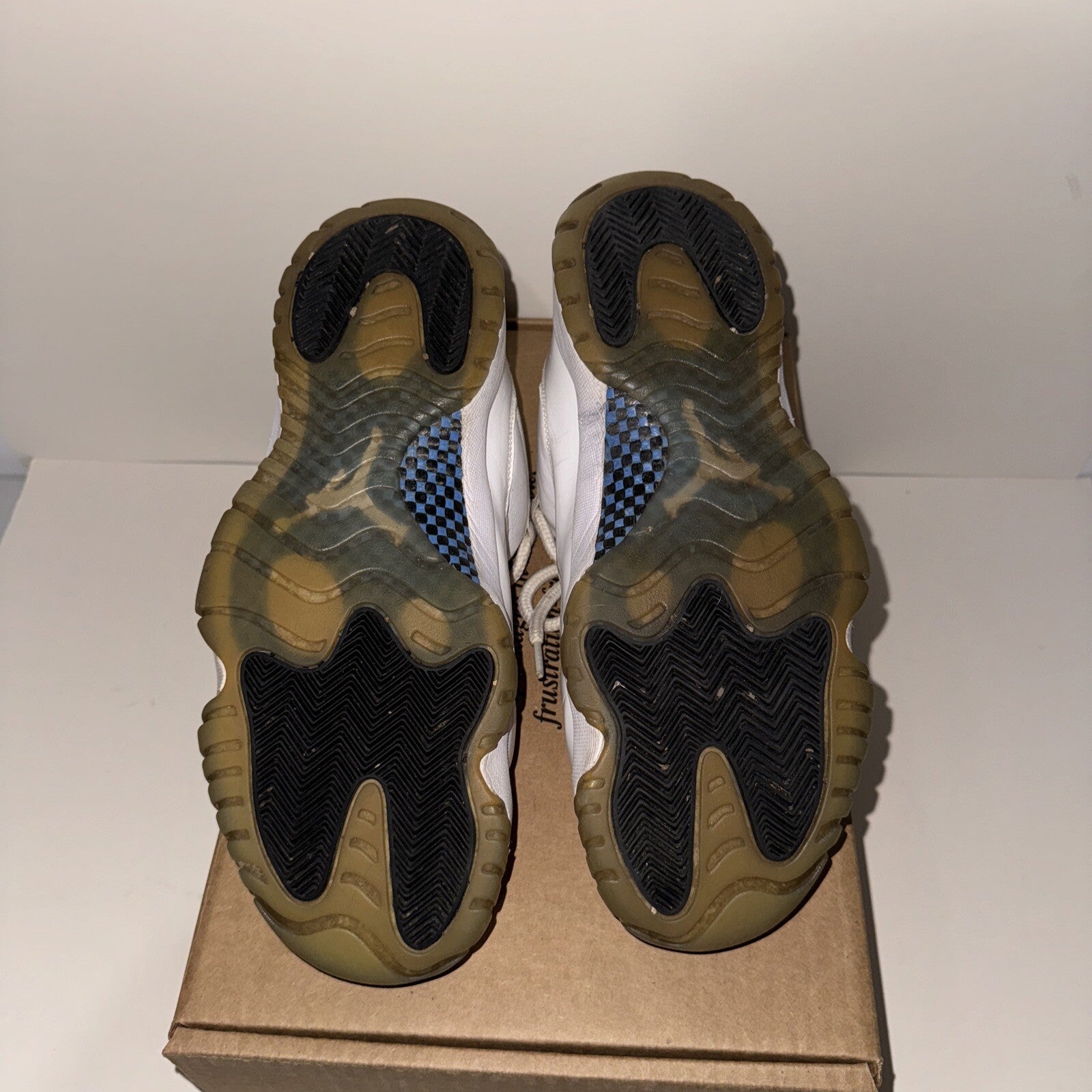 Size 10.5 - Jordan 11 Retro Low Legend Blue