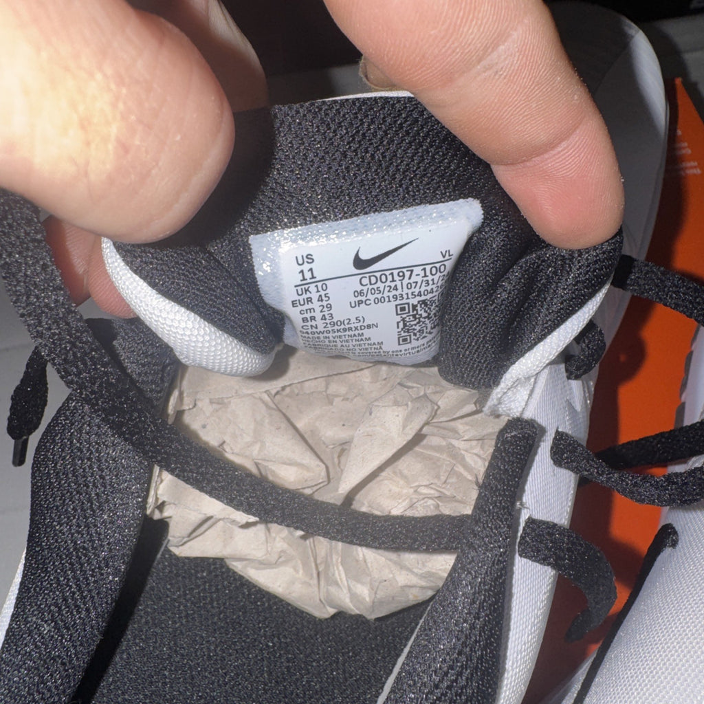 Nike Flex Control TR4 Athletic Shoes White/Black/Dark Grey, CD0197-100 SIZE 11M