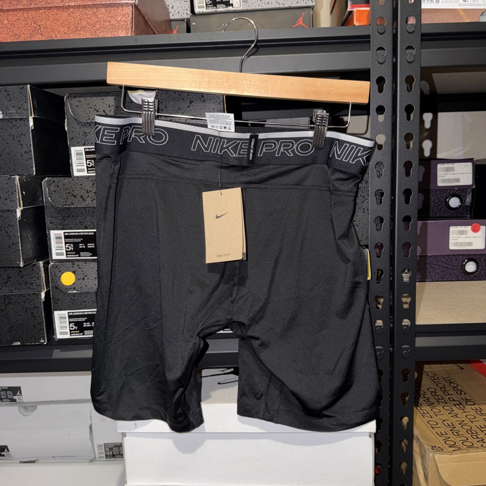 Nike Pro Men's Black/White Dri-FIT Training Shorts  DD1917-010 Size XL 0206-0207