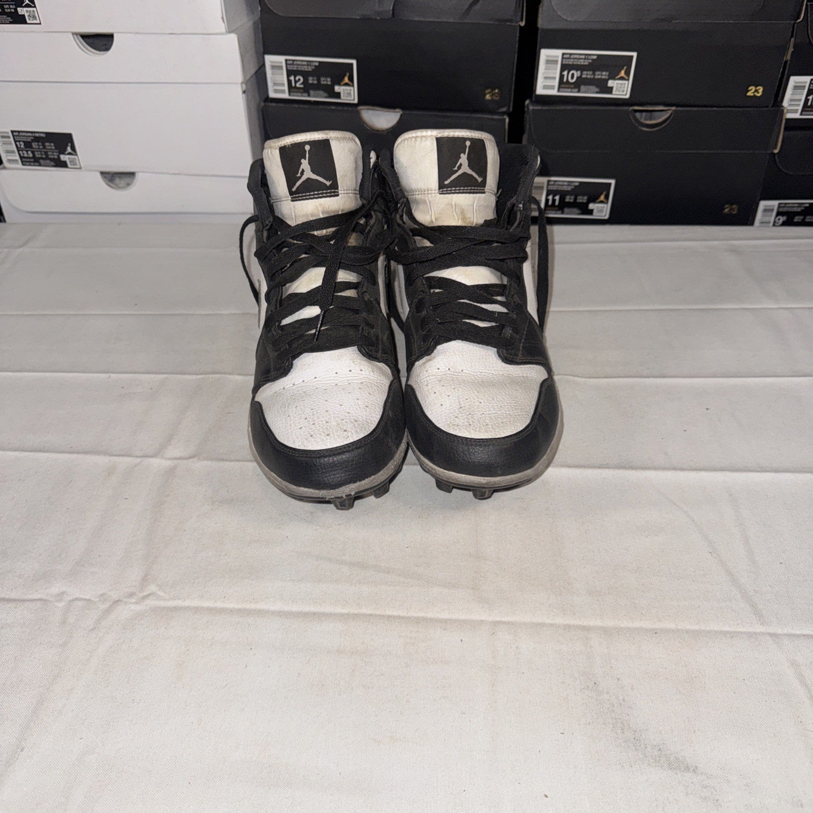 Air Jordan 1 Mid Panda Black Football Cleats Size 9, BNIB, FJ6805-100